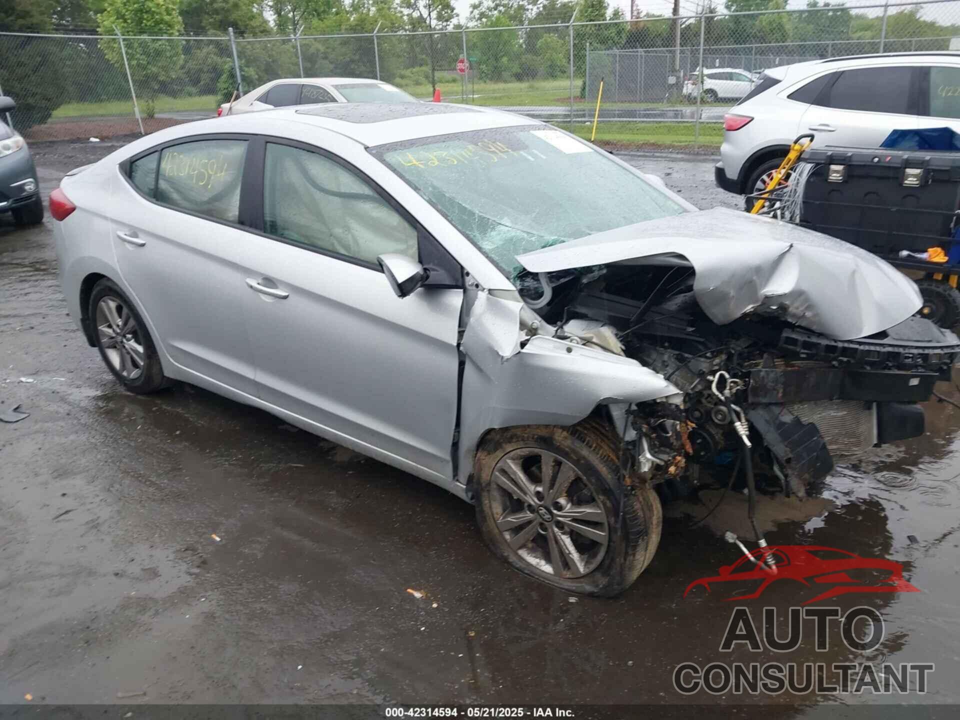 HYUNDAI ELANTRA 2018 - KMHD84LF0JU449279