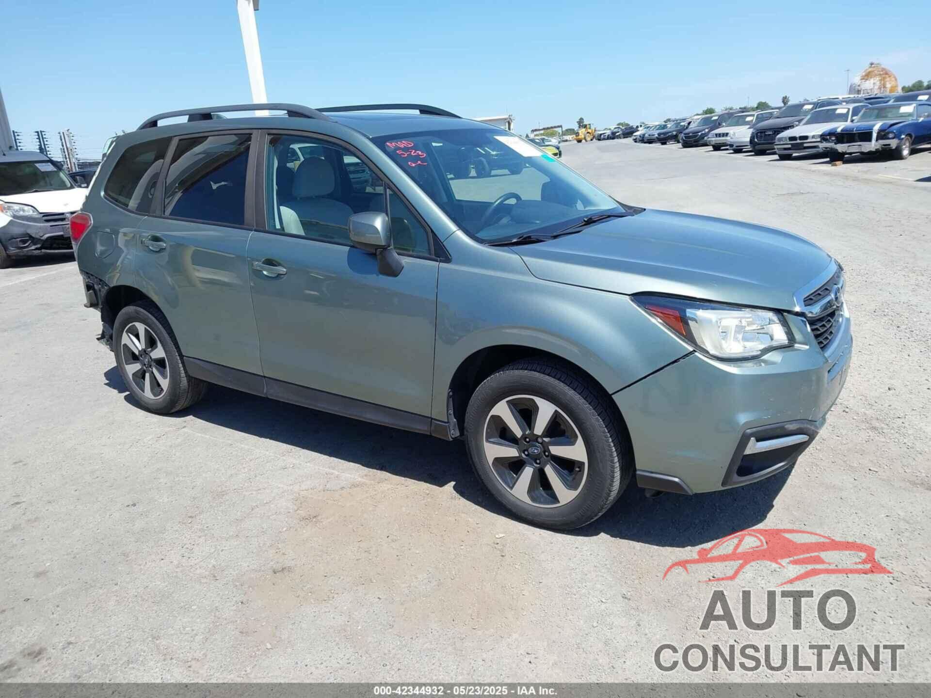 SUBARU FORESTER 2017 - JF2SJAEC1HH410772