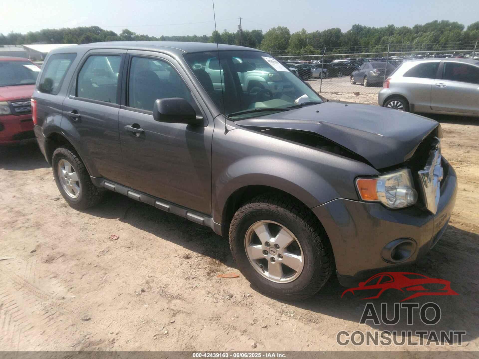 FORD ESCAPE 2011 - 1FMCU0C70BKC08439