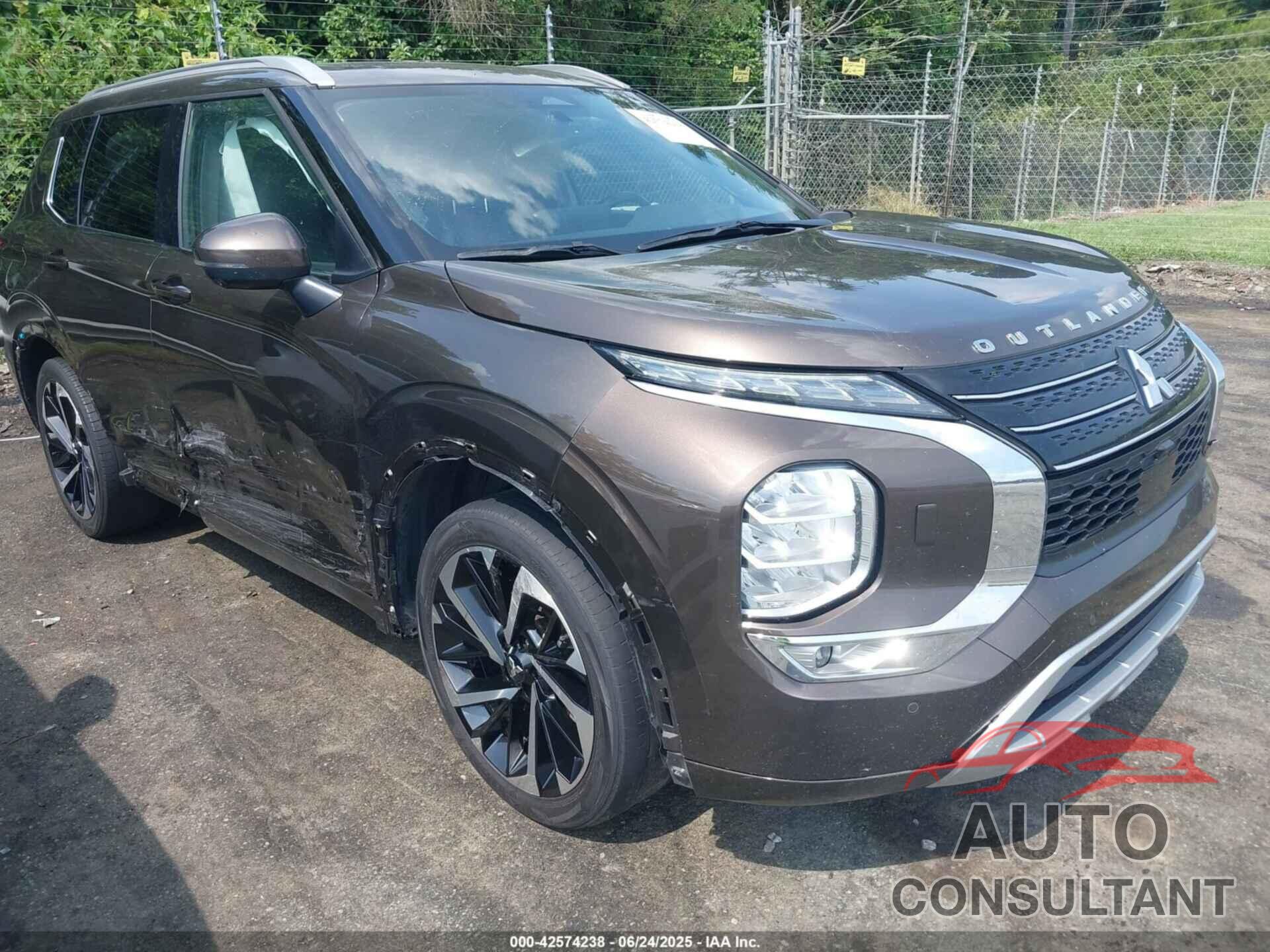 MITSUBISHI OUTLANDER 2022 - JA4J4VA8XNZ022028