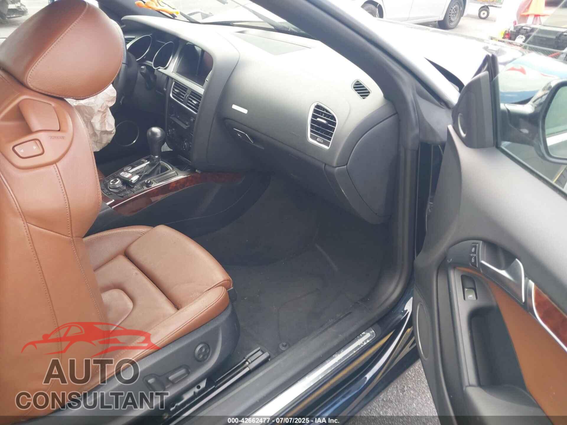 AUDI A5 2012 - WAUVFAFH1CN002299