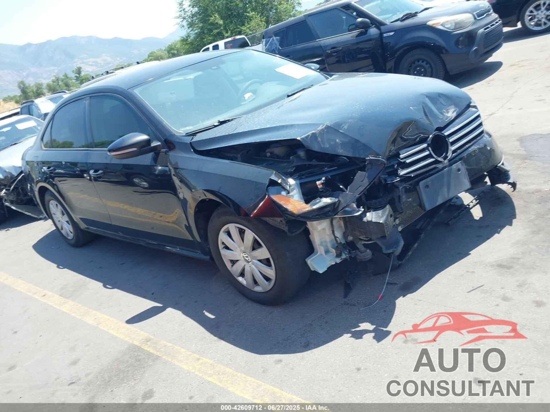 VOLKSWAGEN PASSAT 2012 - 1VWAP7A30CC031752
