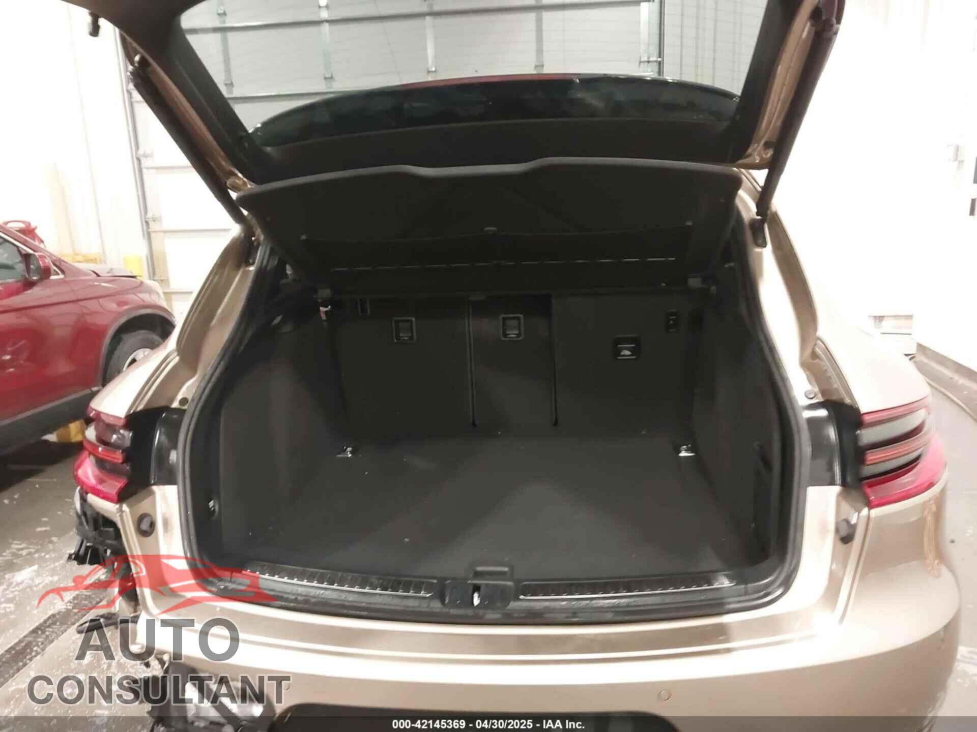 PORSCHE MACAN 2016 - WP1AB2A55GLB45496
