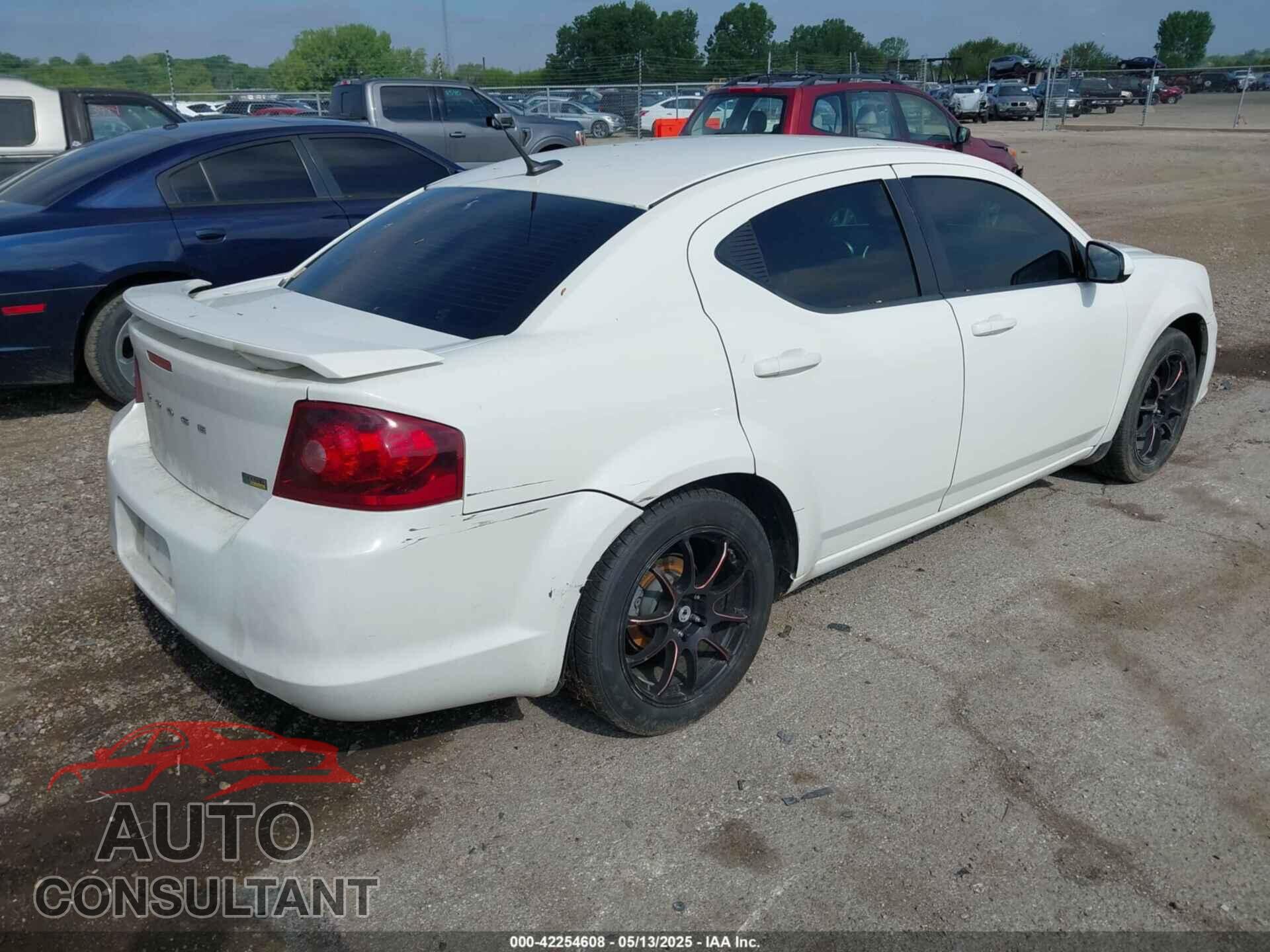 DODGE AVENGER 2011 - 1B3BD1FG2BN508517