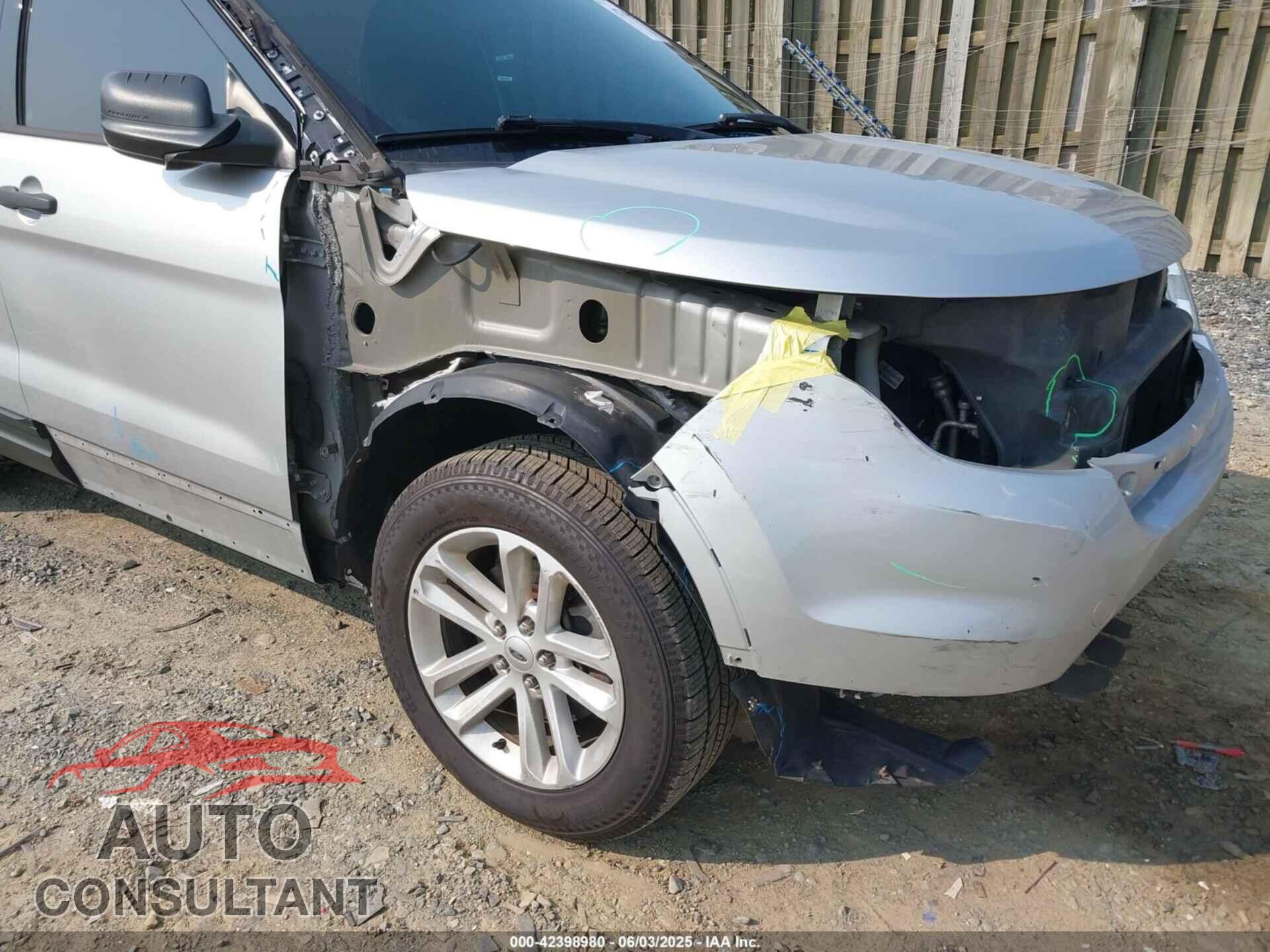 FORD EXPLORER 2015 - 1FM5K7B88FGB00662