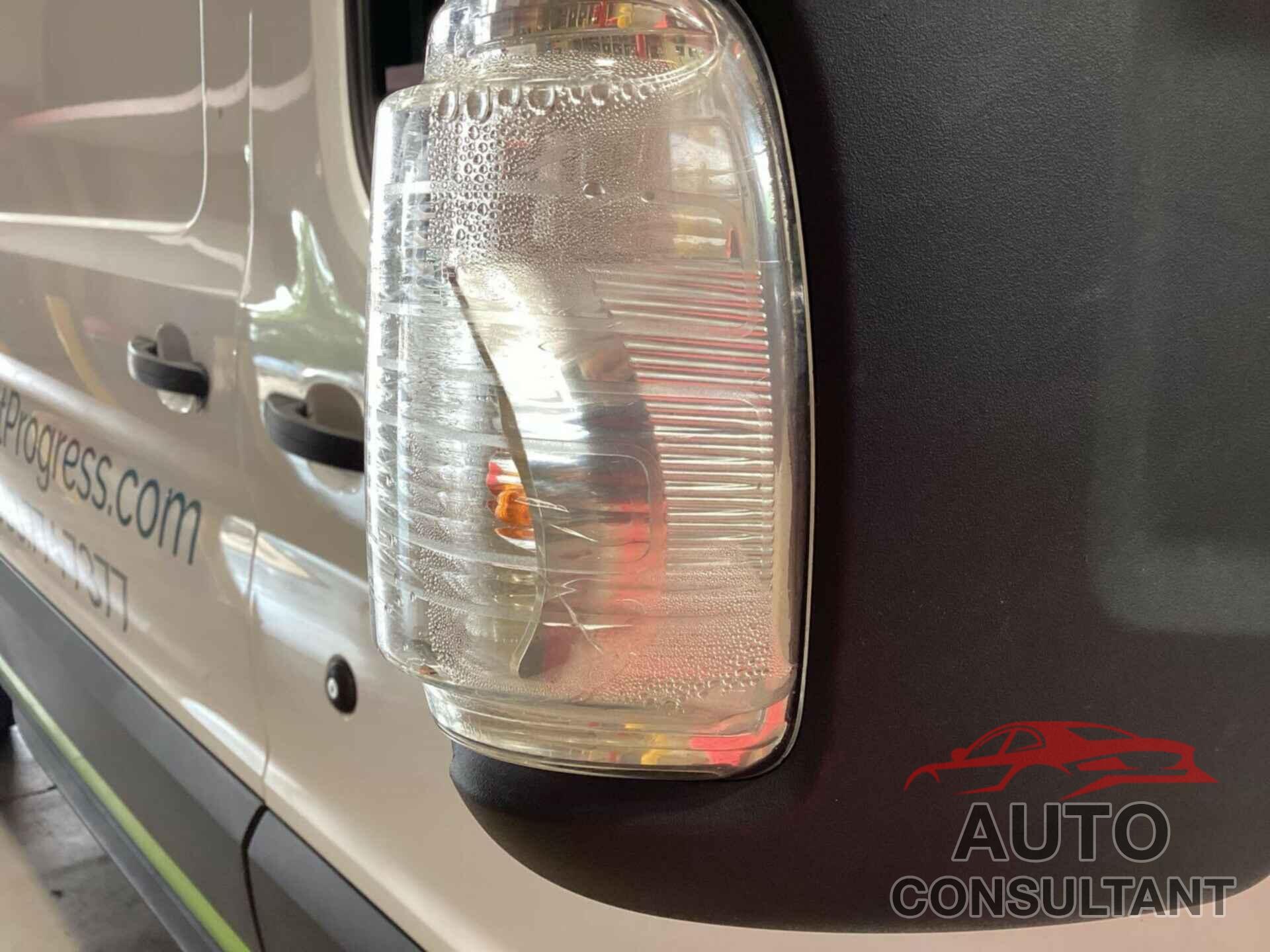 FORD TRANSIT 2019 - 1FTYR2CM3KKA70067