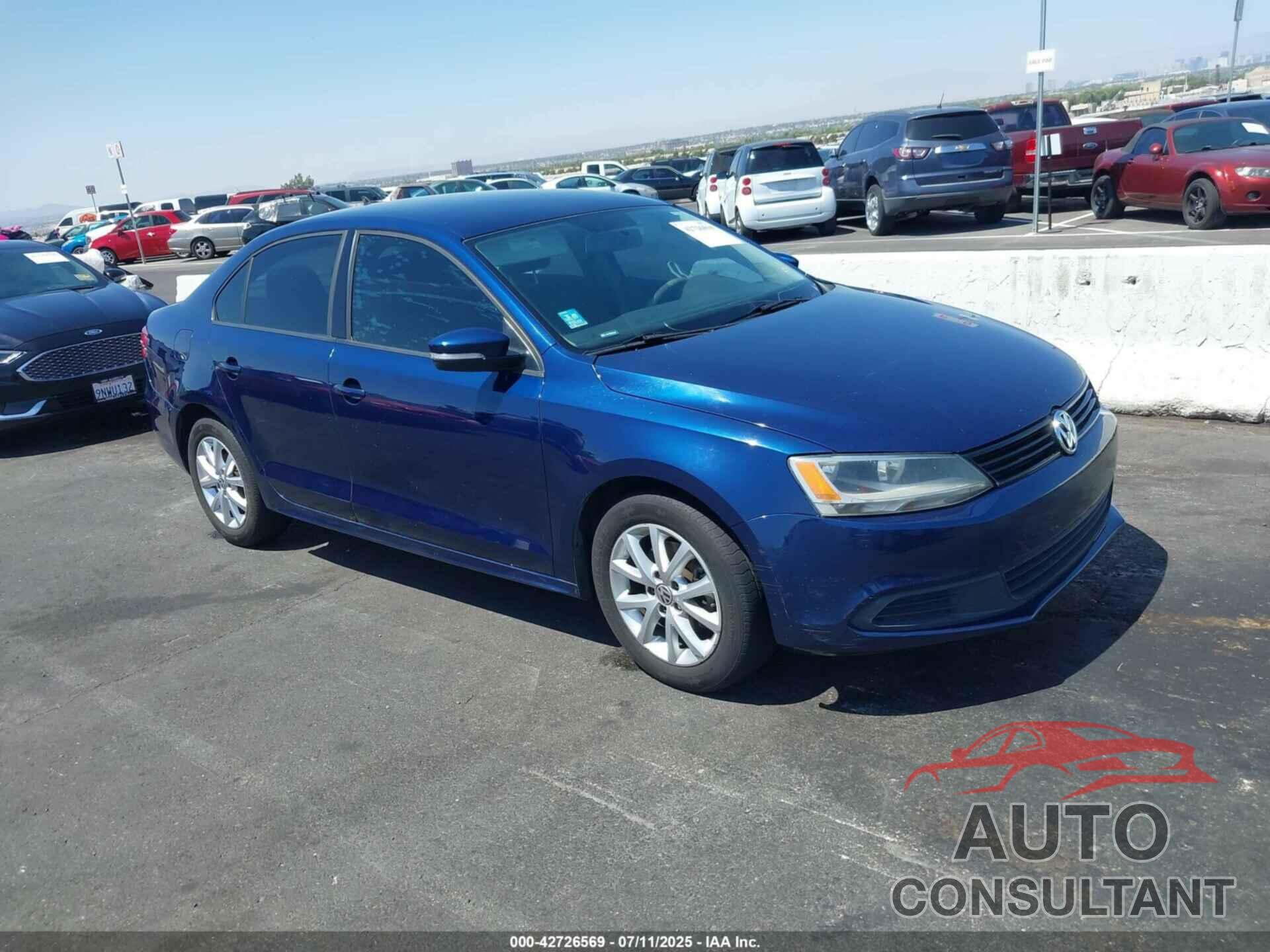 VOLKSWAGEN JETTA 2011 - 3VWDZ7AJ2BM340240