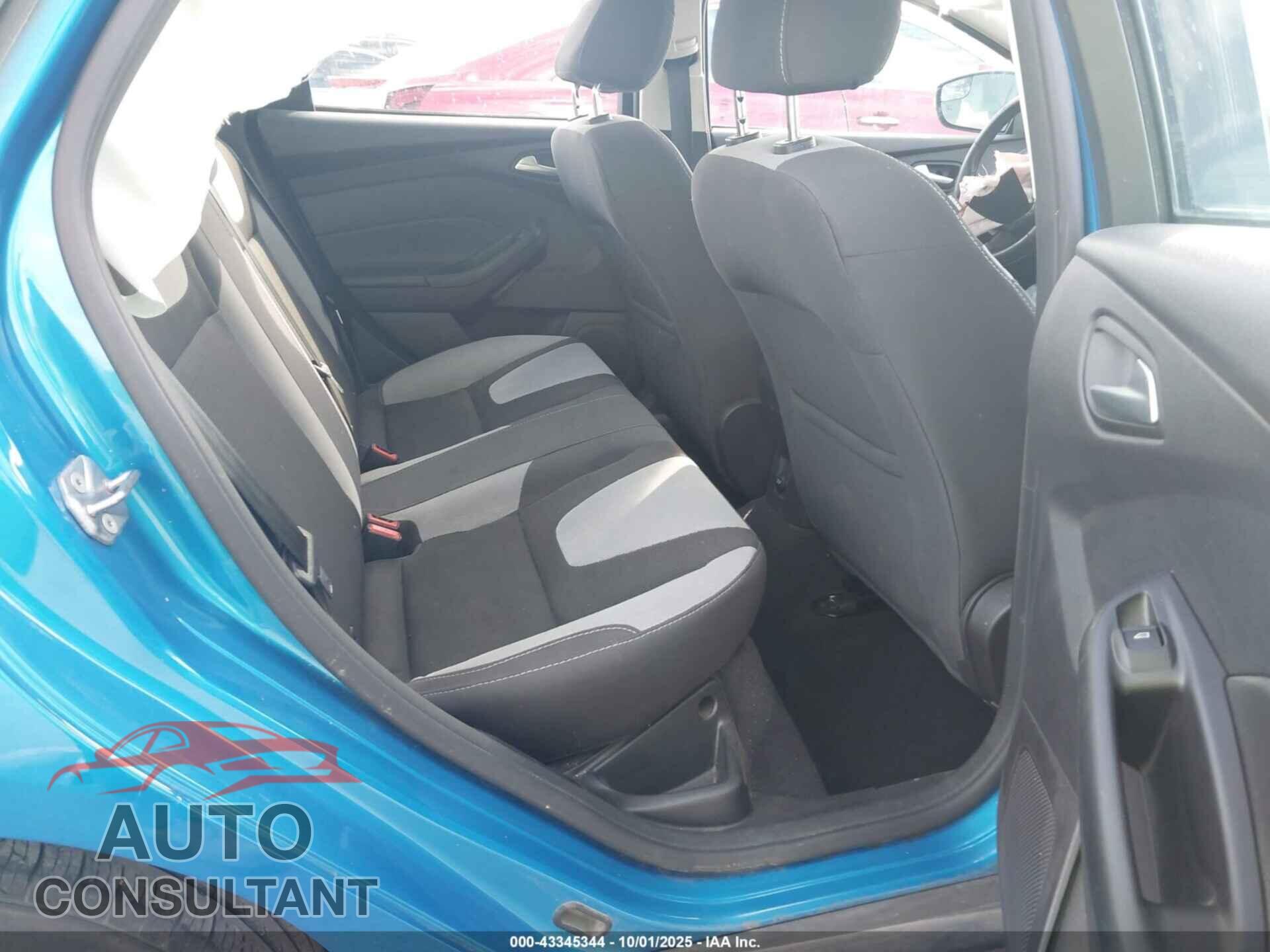FORD FOCUS 2014 - 1FADP3F27EL418929