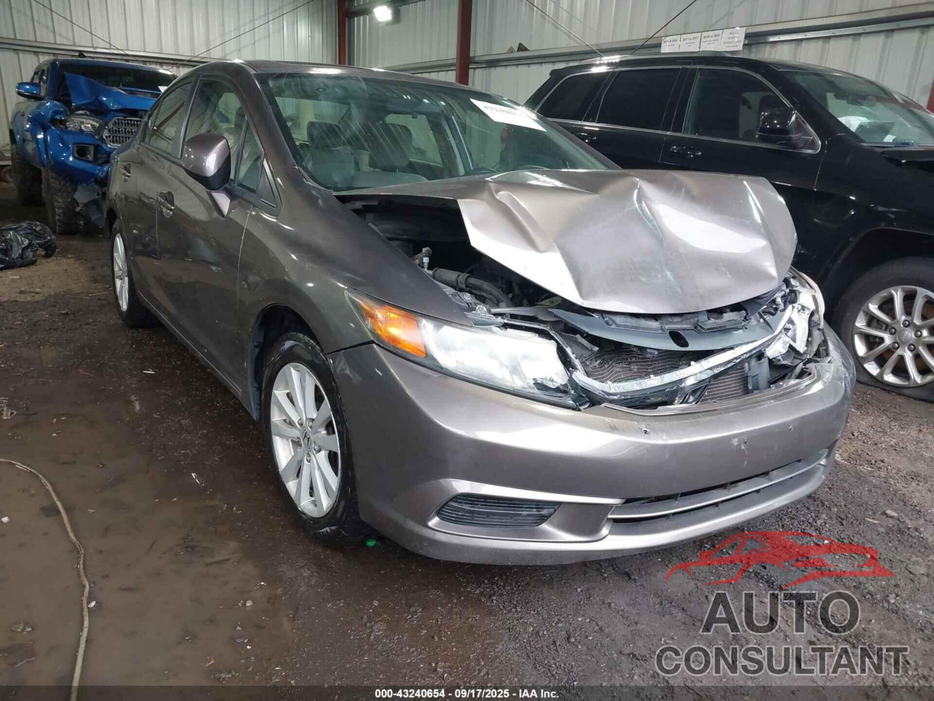HONDA CIVIC 2012 - 2HGFB2F89CH588012