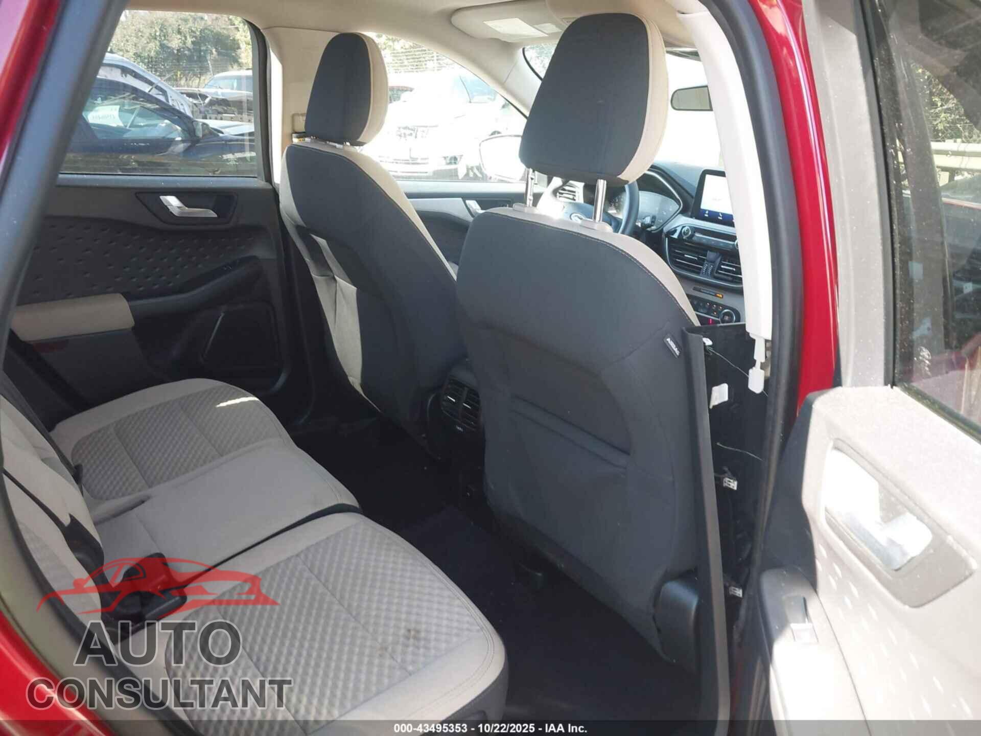 FORD ESCAPE 2020 - 1FMCU0G66LUA06065