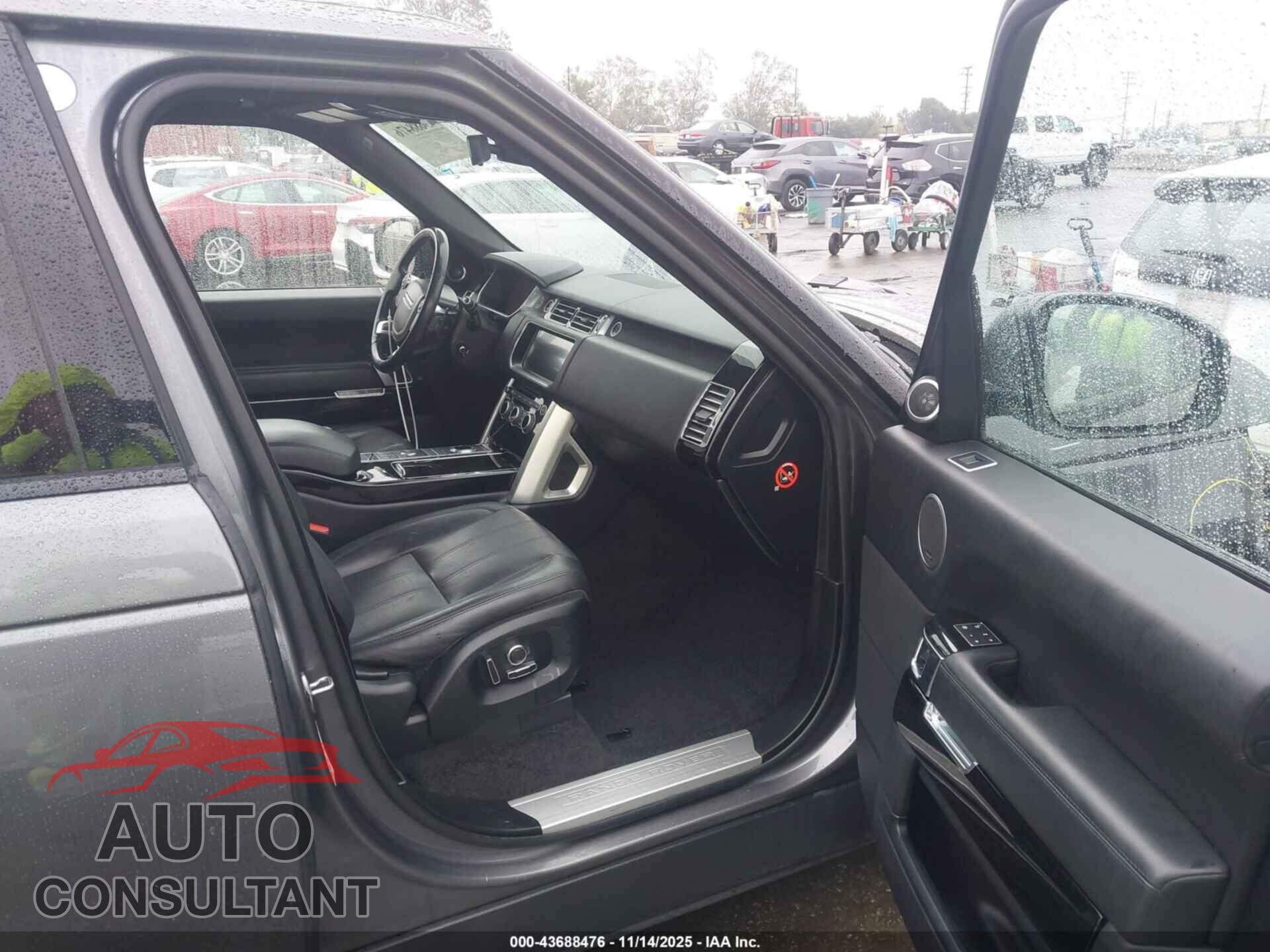 LAND ROVER RANGE ROVER 2017 - SALGS2FKXHA322009