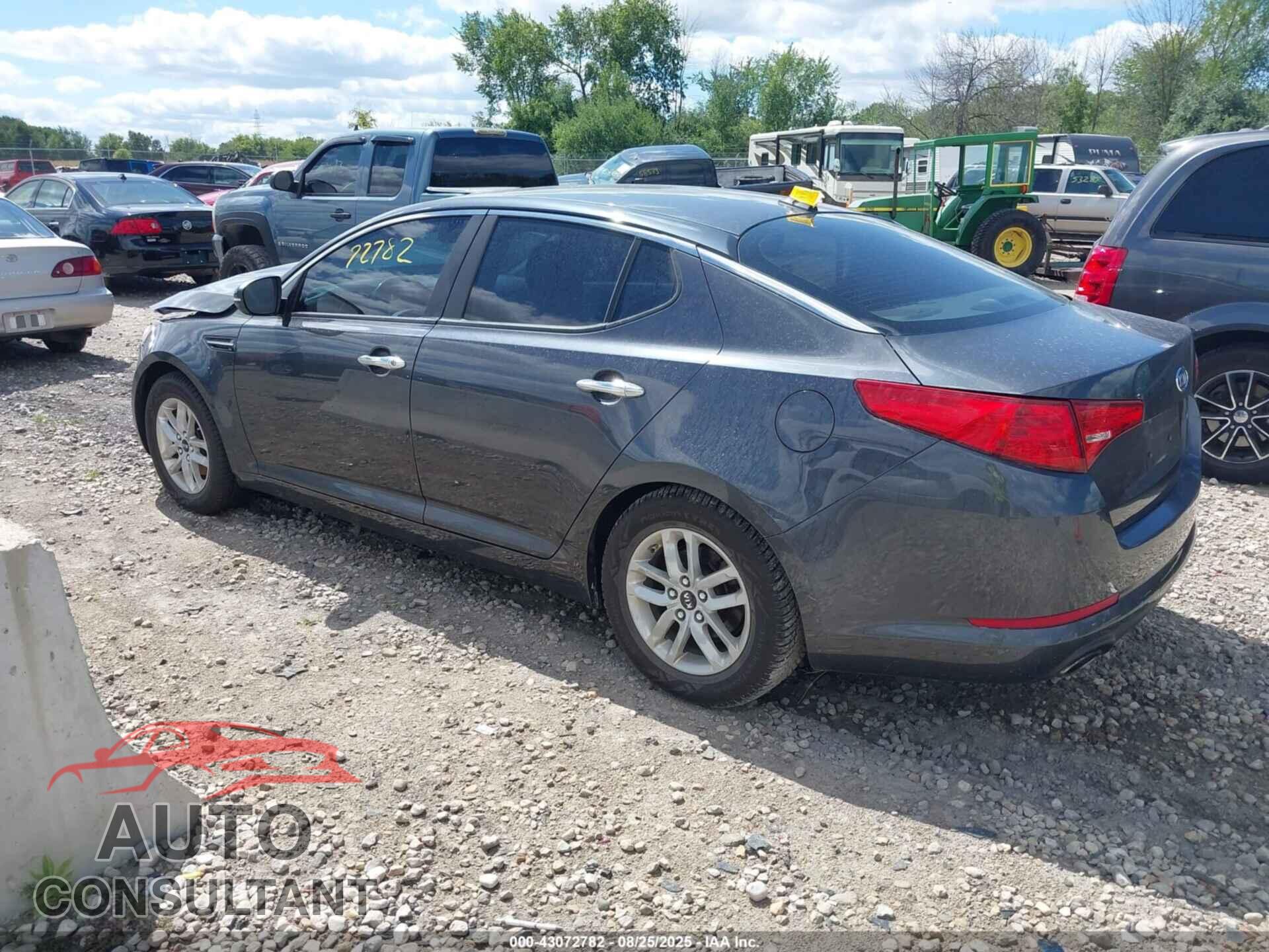 KIA OPTIMA 2011 - KNAGM4A73B5097090