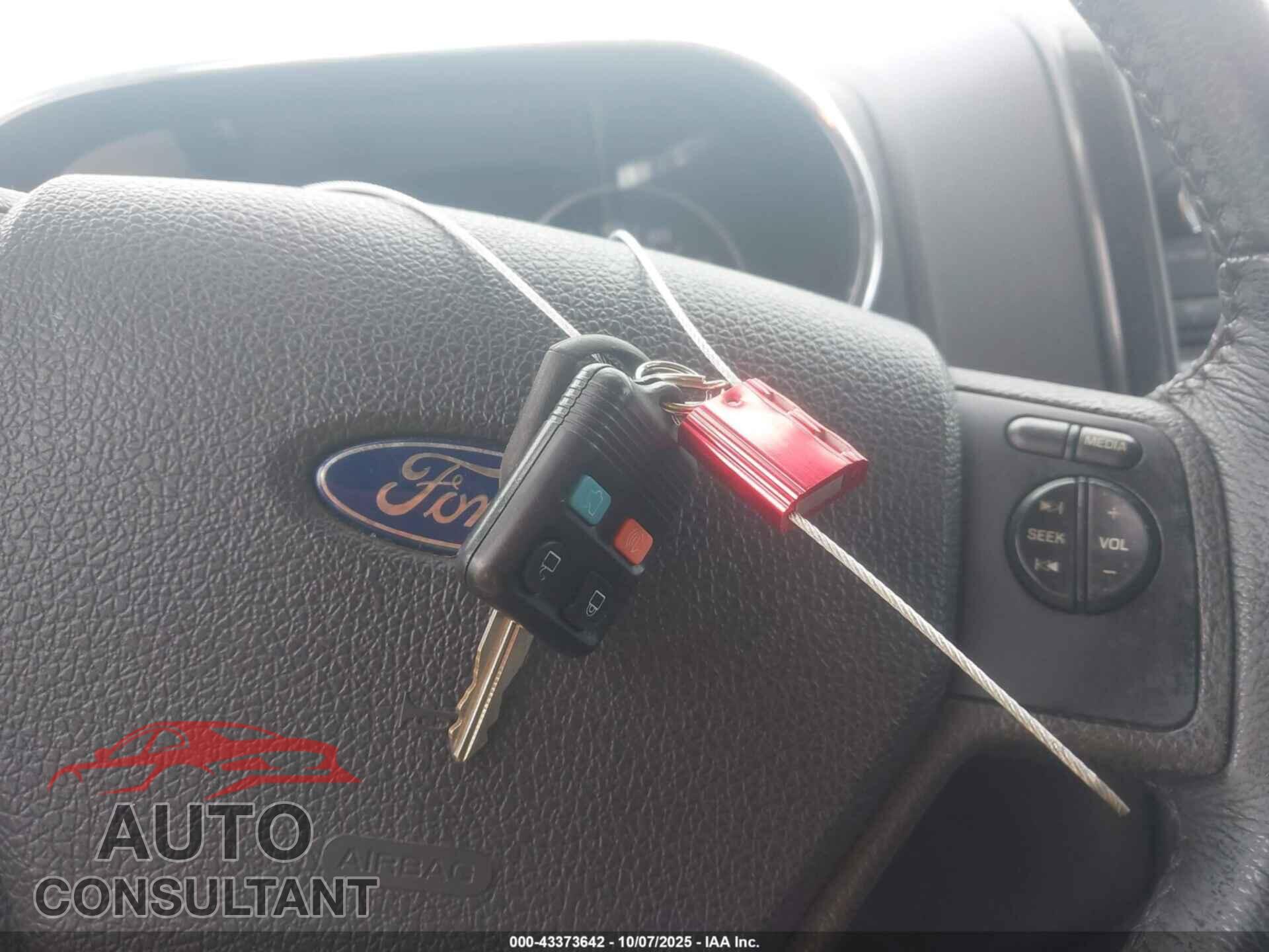 FORD EXPLORER 2010 - 1FMEU6DE5AUA46142