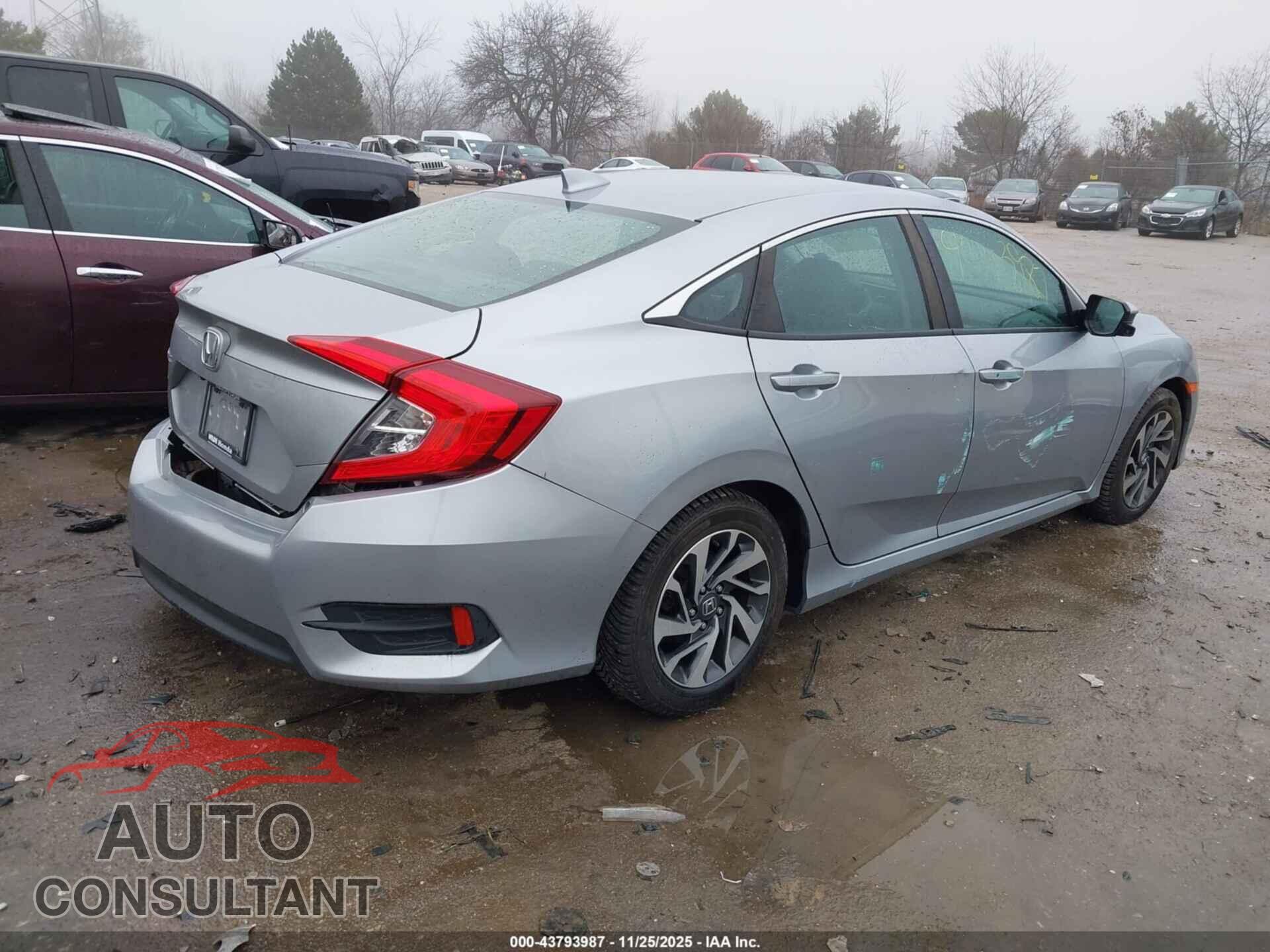 HONDA CIVIC 2017 - 19XFC2F78HE060547