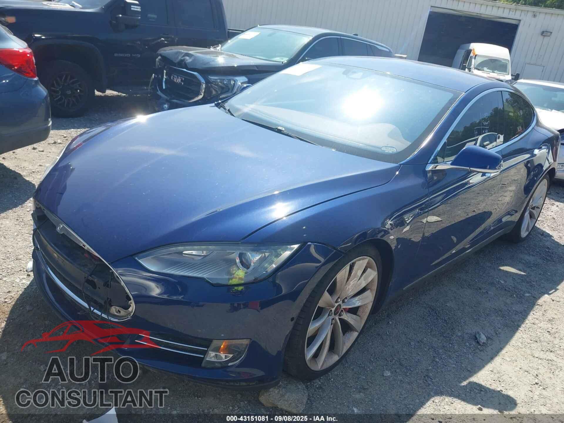 TESLA MODEL S 2015 - 5YJSA1E49FF103399