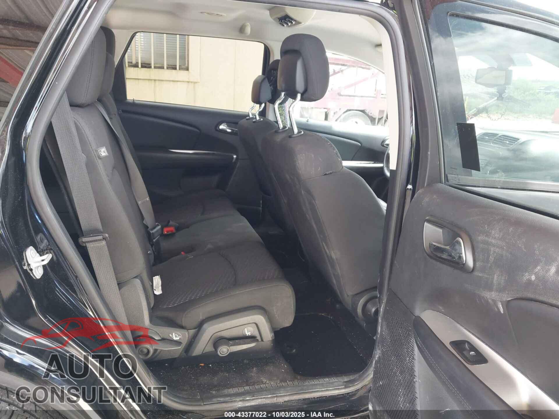 DODGE JOURNEY 2017 - 3C4PDCBB8HT702486