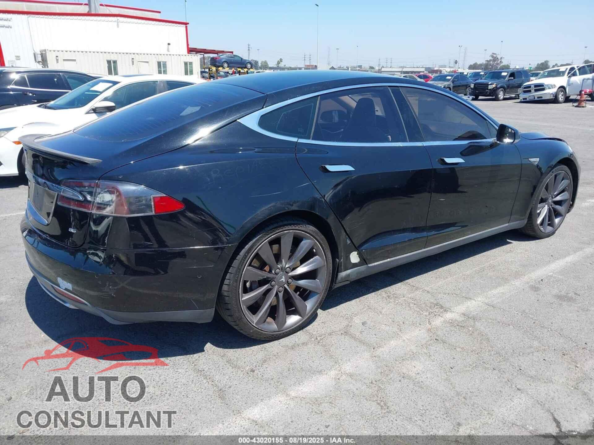 TESLA MODEL S 2014 - 5YJSA1H19EFP49803