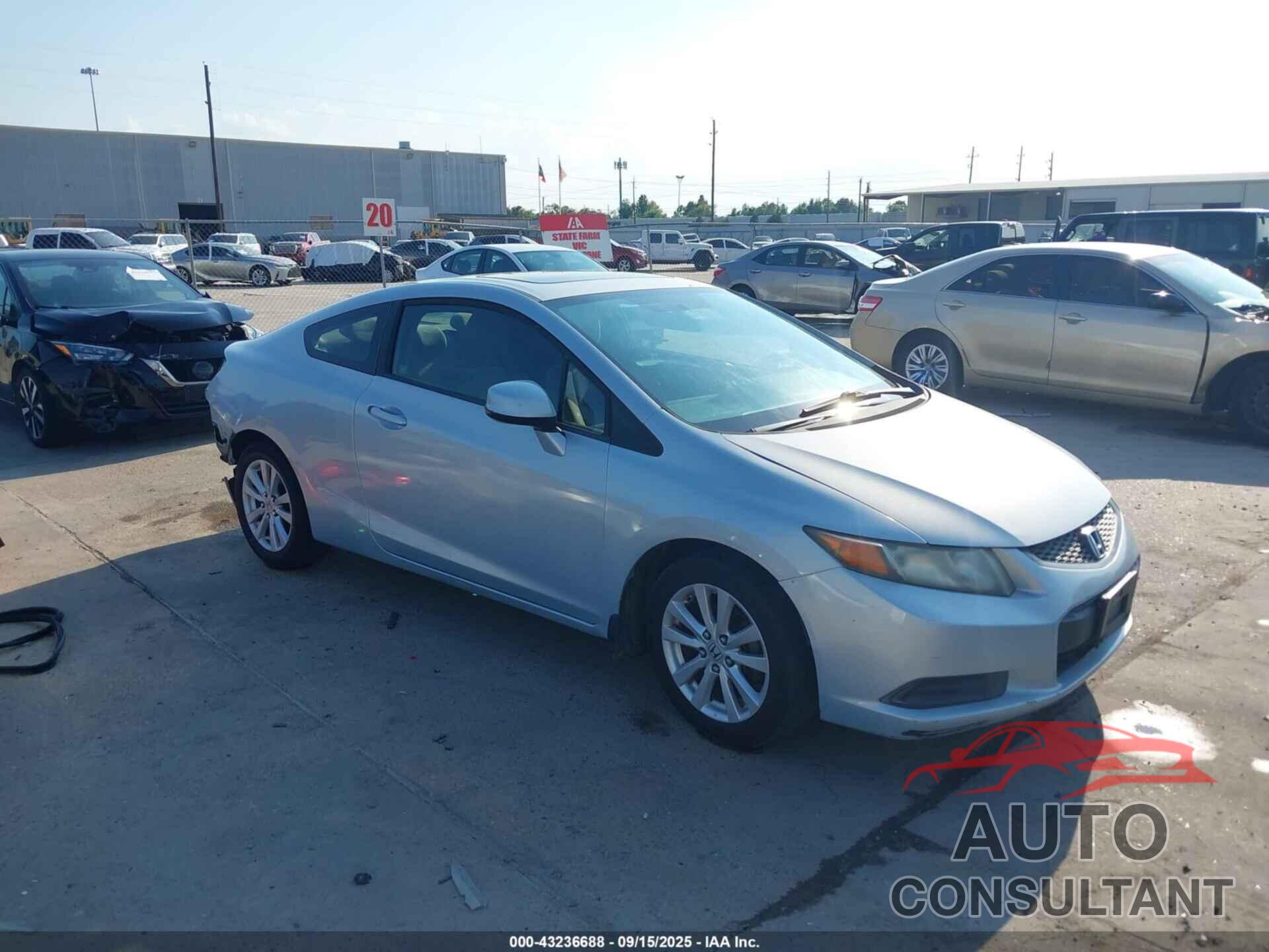 HONDA CIVIC 2012 - 2HGFG3B8XCH517365