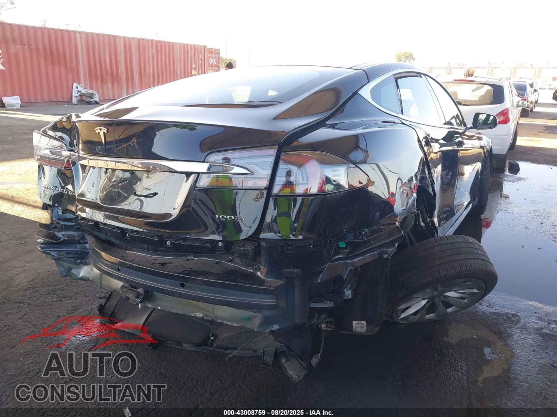 TESLA MODEL S 2018 - 5YJSA1E28JF264740