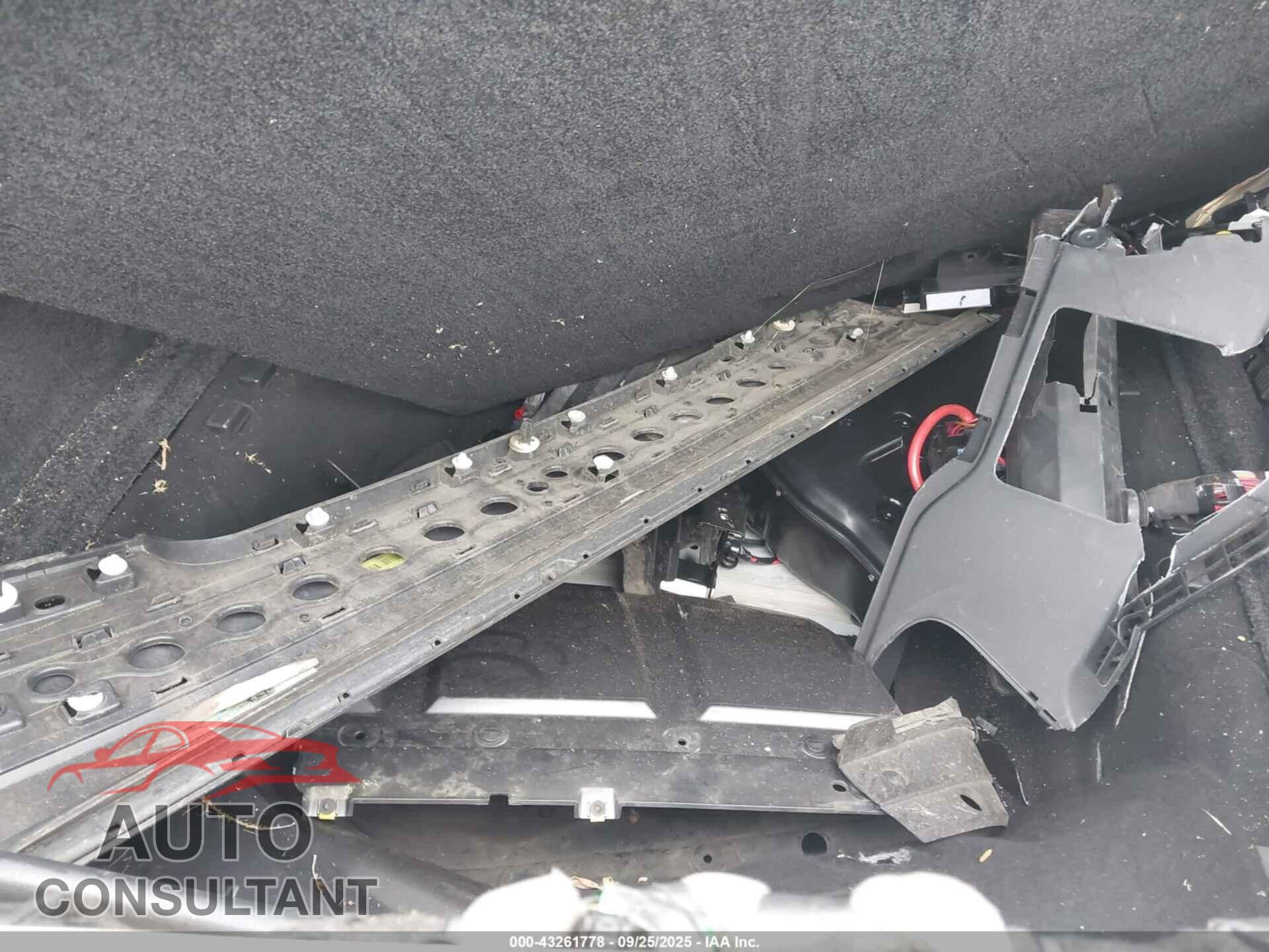 LAND ROVER RANGE ROVER 2018 - SALGS2RE2JA380949