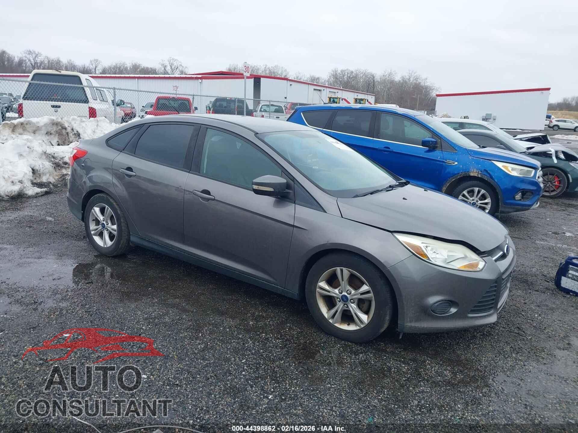 FORD FOCUS 2014 - 1FADP3F21EL310029