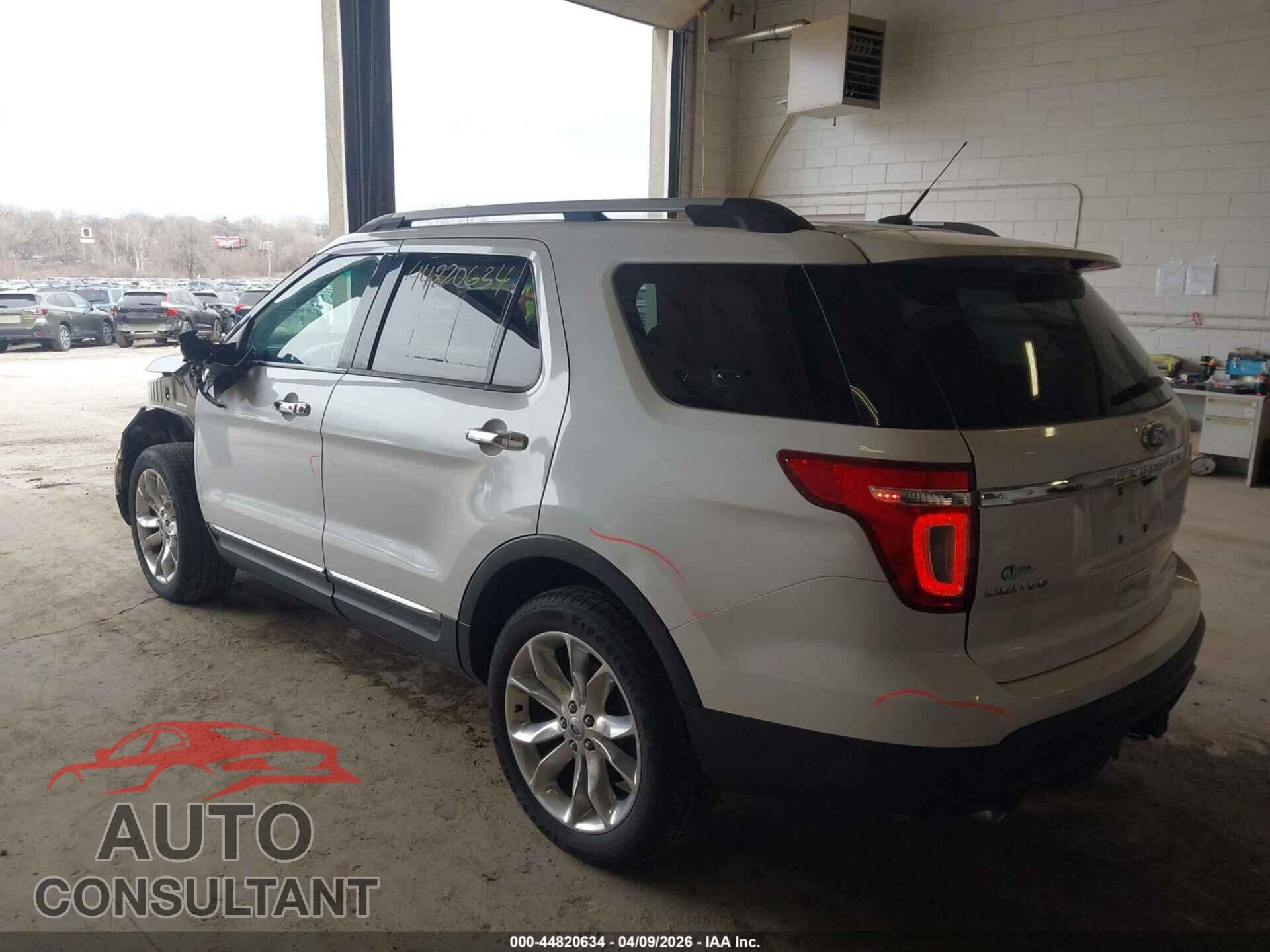 FORD EXPLORER 2011 - 1FMHK8F82BGA31992