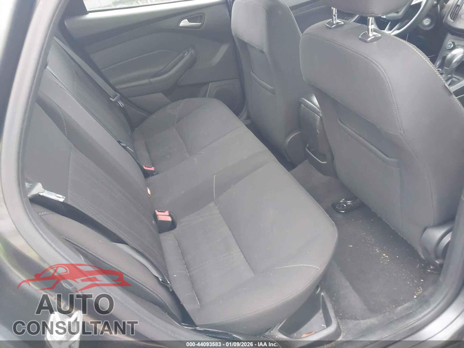 FORD FOCUS 2016 - 1FADP3F24GL304082