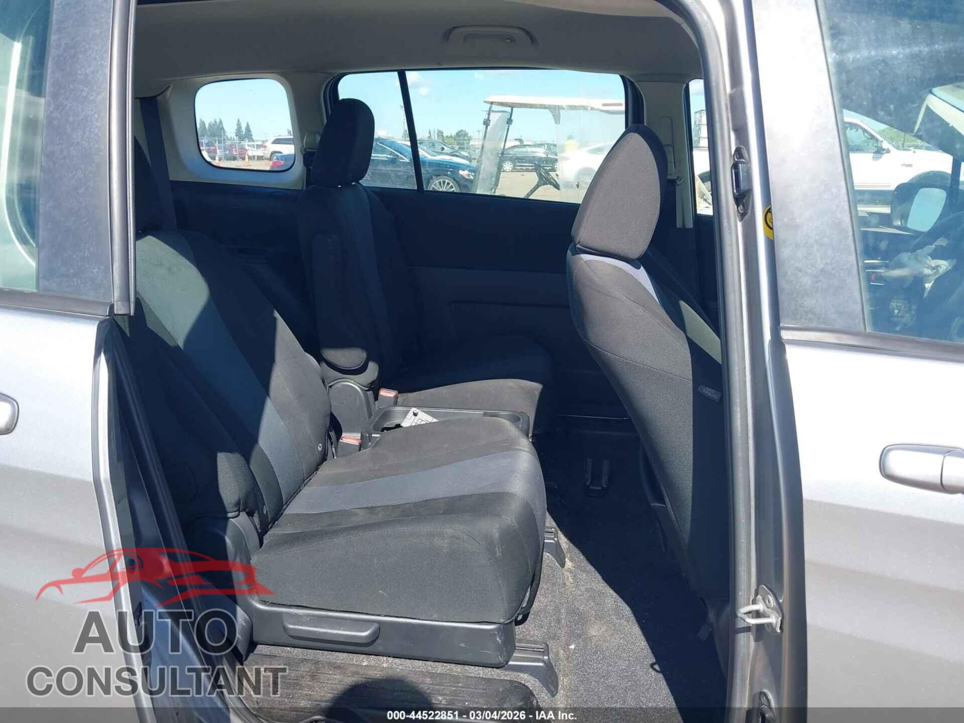 MAZDA MAZDA5 2015 - JM1CW2BL7F0189821