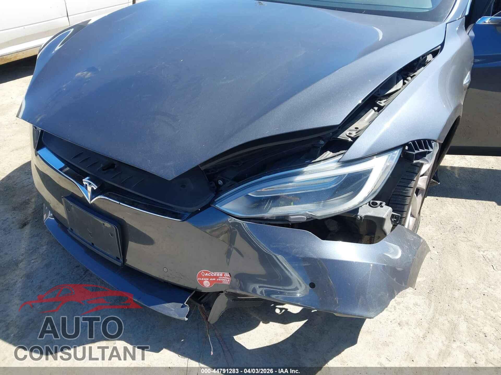 TESLA MODEL S 2017 - 5YJSA1E10HF206557