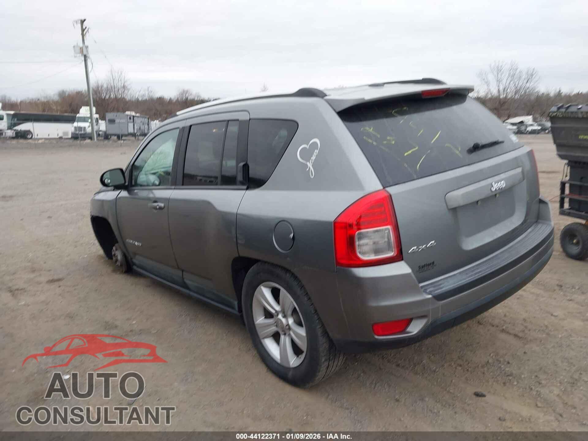 JEEP COMPASS 2011 - 1J4NF1FB3BD282532