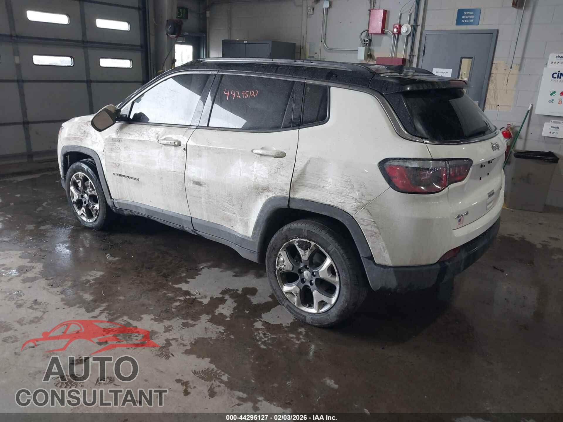JEEP COMPASS 2020 - 3C4NJDCB9LT204097