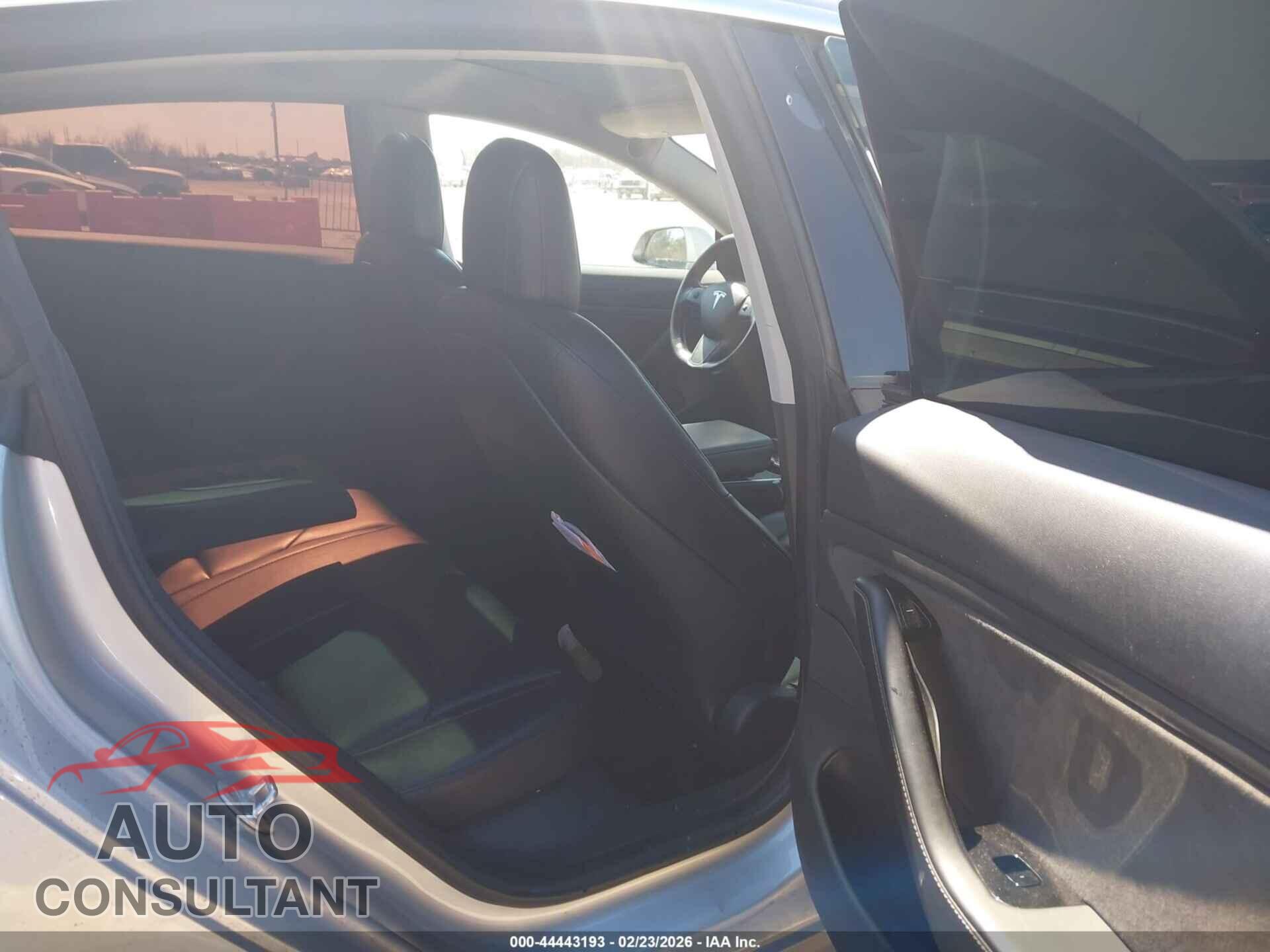 TESLA MODEL 3 2018 - 5YJ3E1EA2JF009694