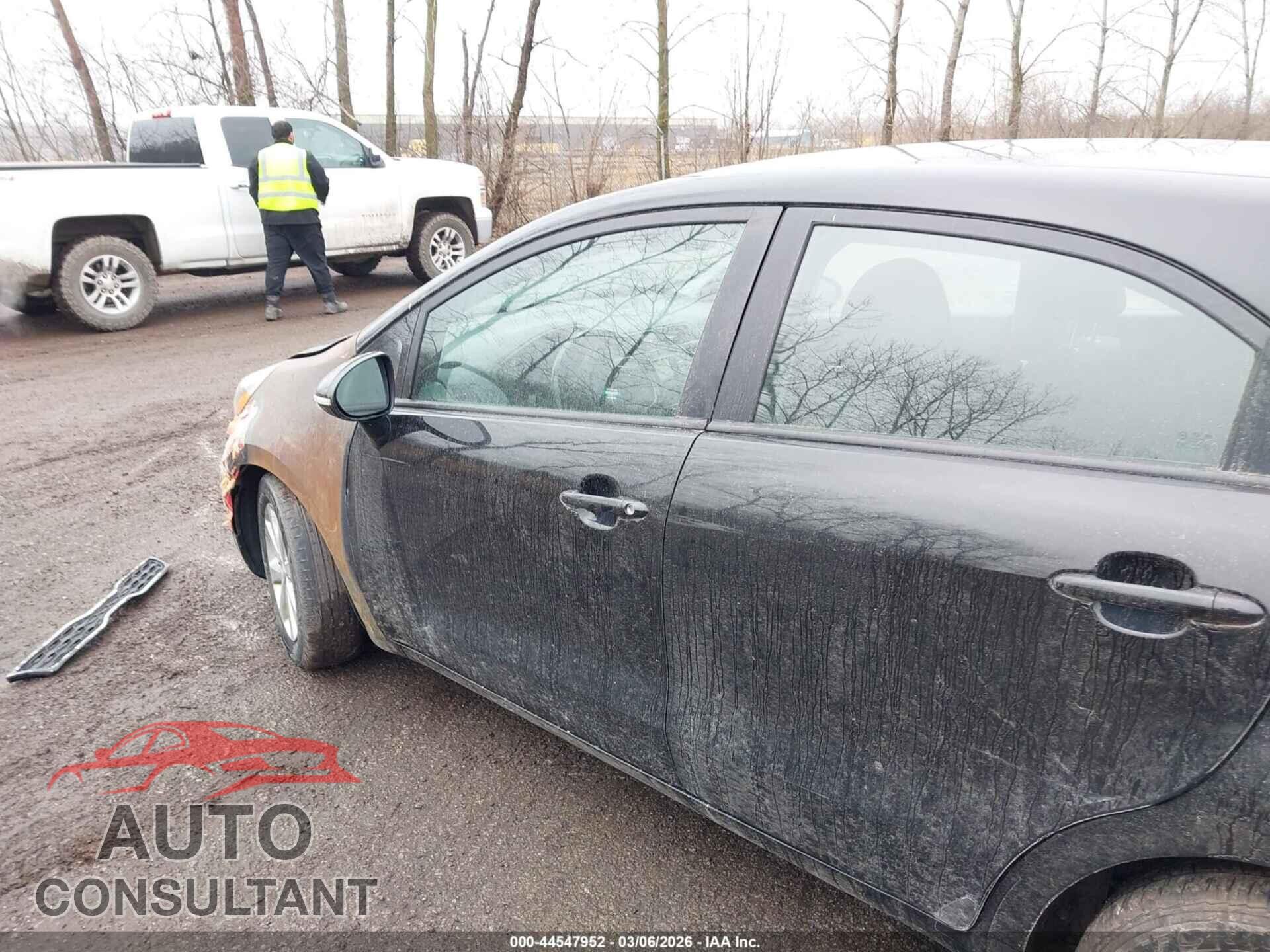 KIA RIO 2014 - KNADN5A30E6325368