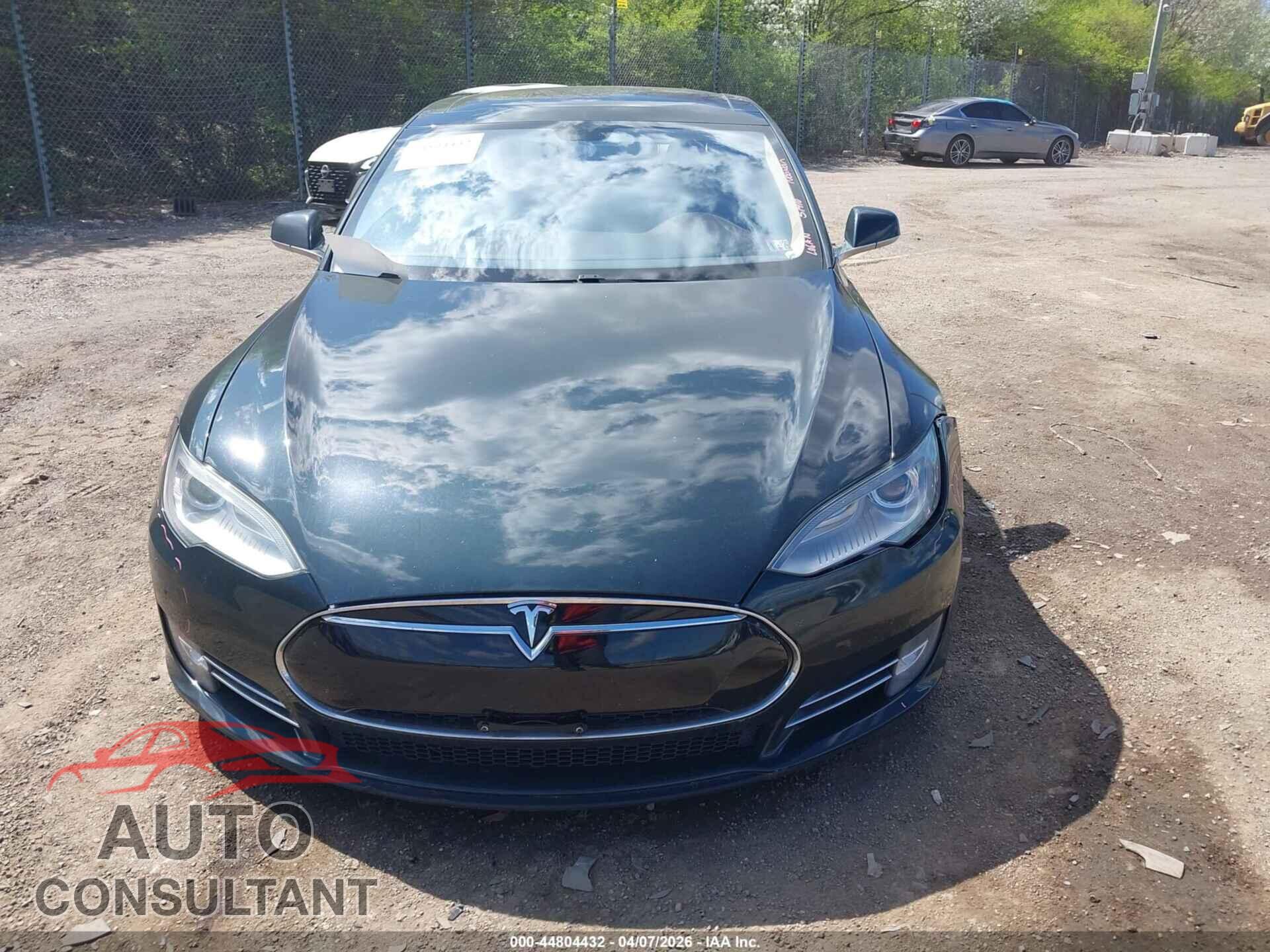 TESLA MODEL S 2013 - 5YJSA1DP4DFP05376