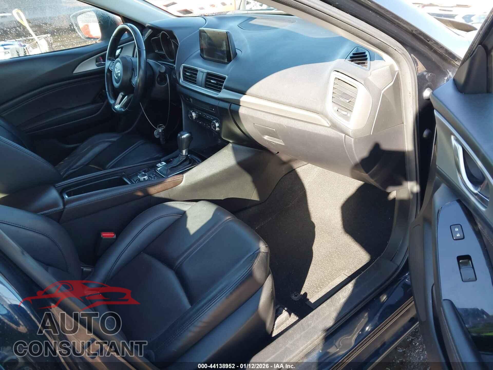 MAZDA MAZDA3 2017 - 3MZBN1V76HM146334