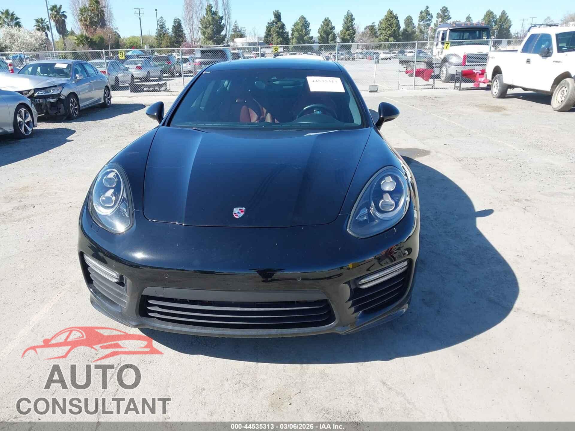 PORSCHE PANAMERA 2015 - WP0AF2A78FL081380