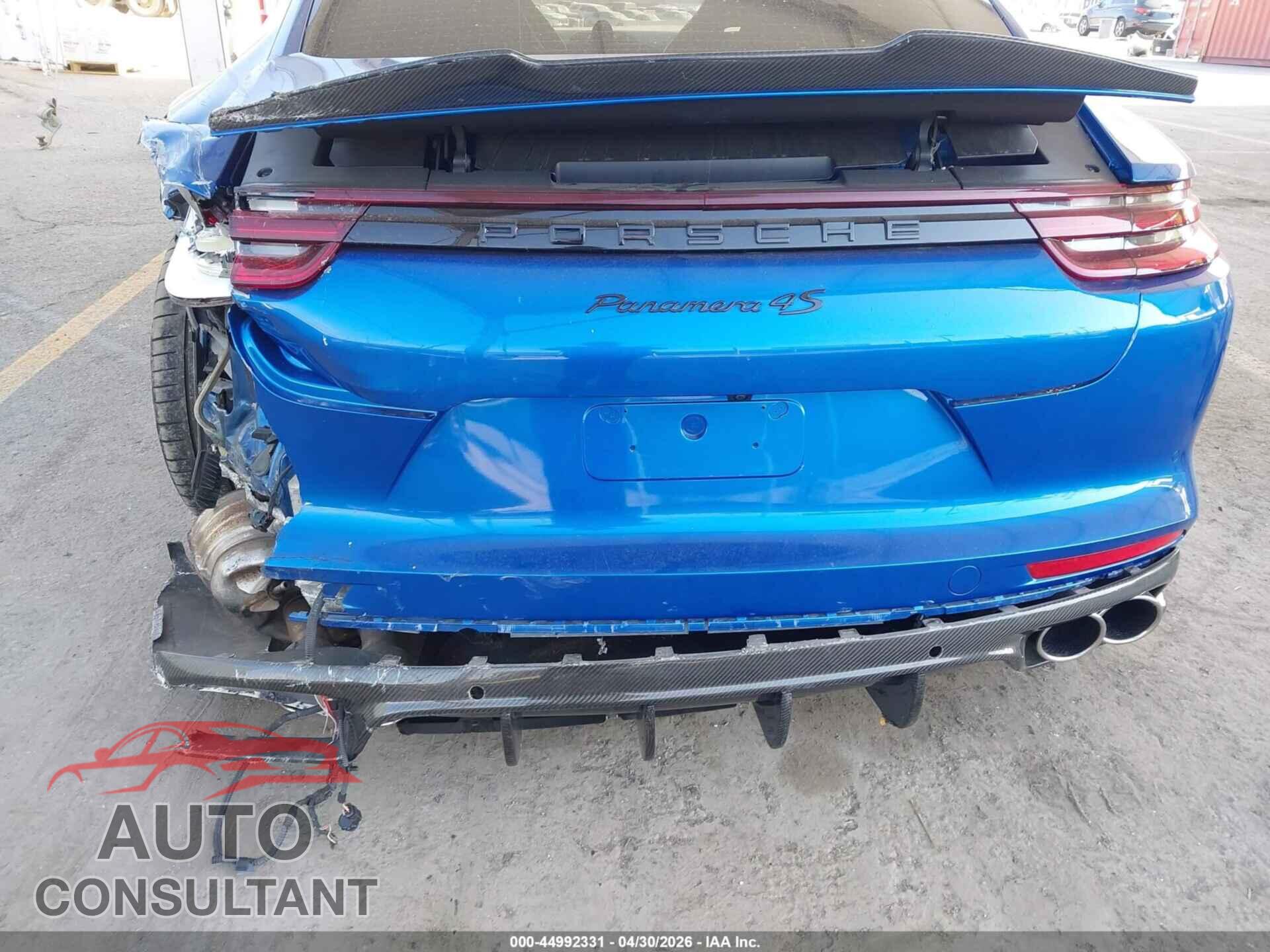 PORSCHE PANAMERA 2017 - WP0AB2A77HL120801