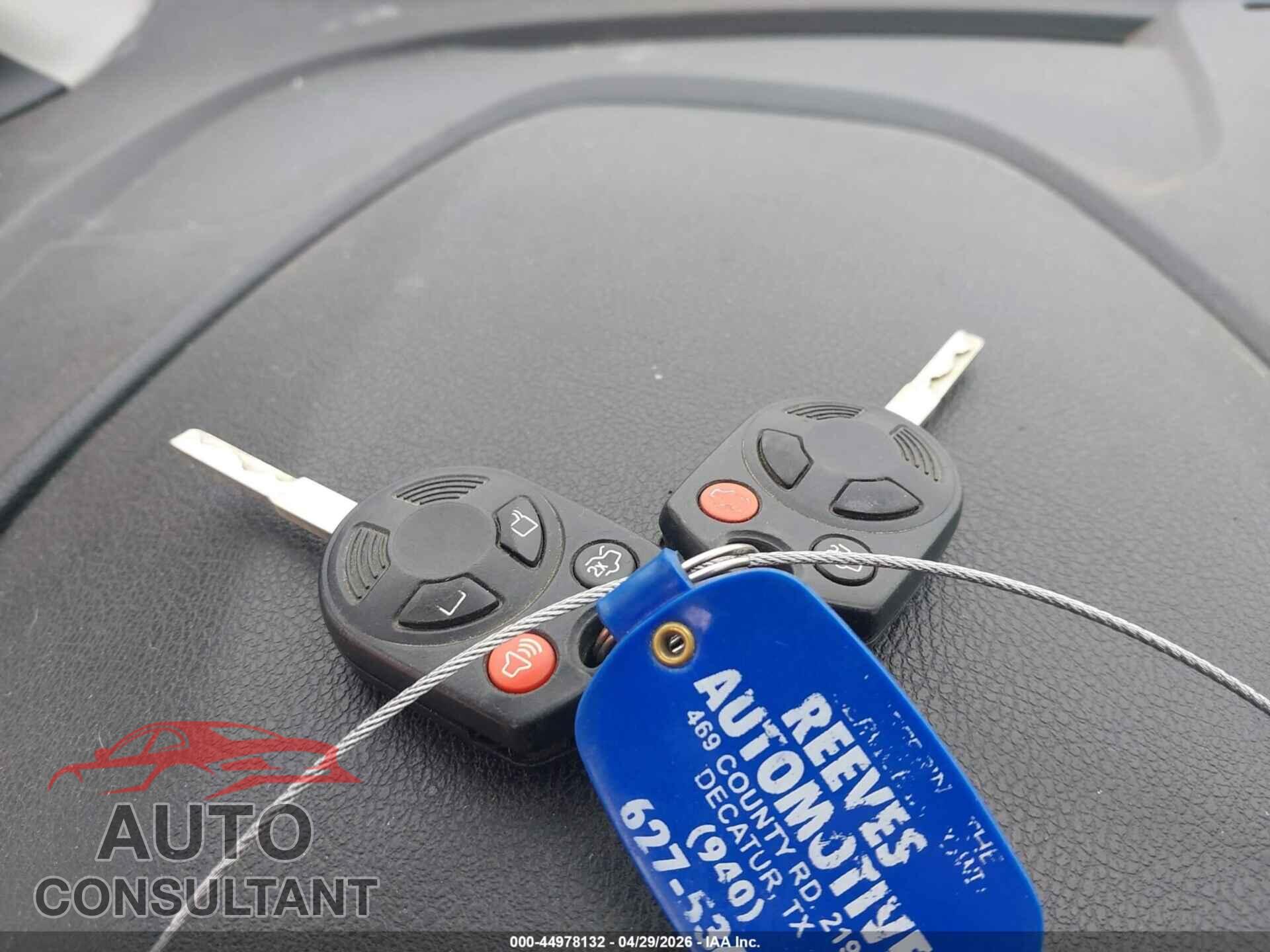 FORD TRANSIT CONNECT 2014 - NM0LS7E77E1157528