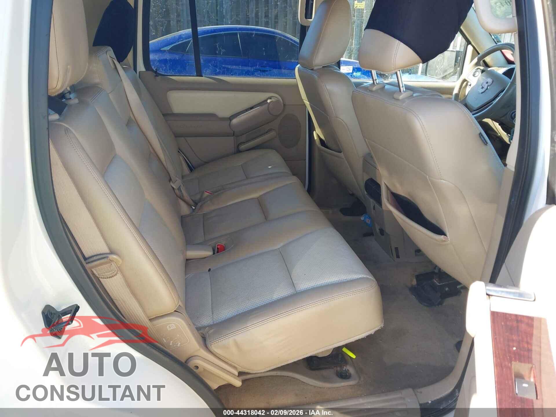 FORD EXPLORER 2010 - 1FMEU6FE2AUA15928