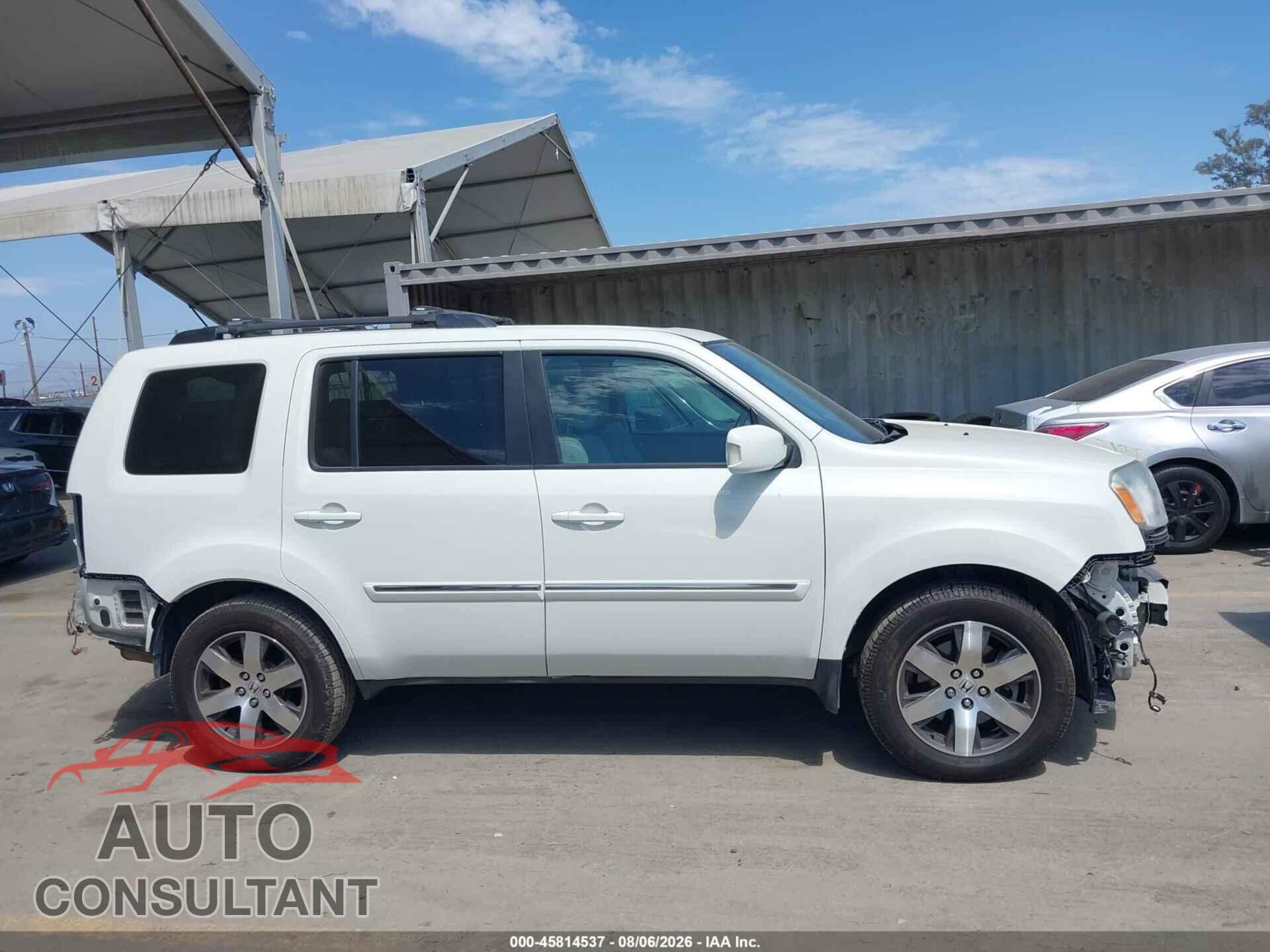 HONDA PILOT 2013 - 5FNYF3H98DB008523