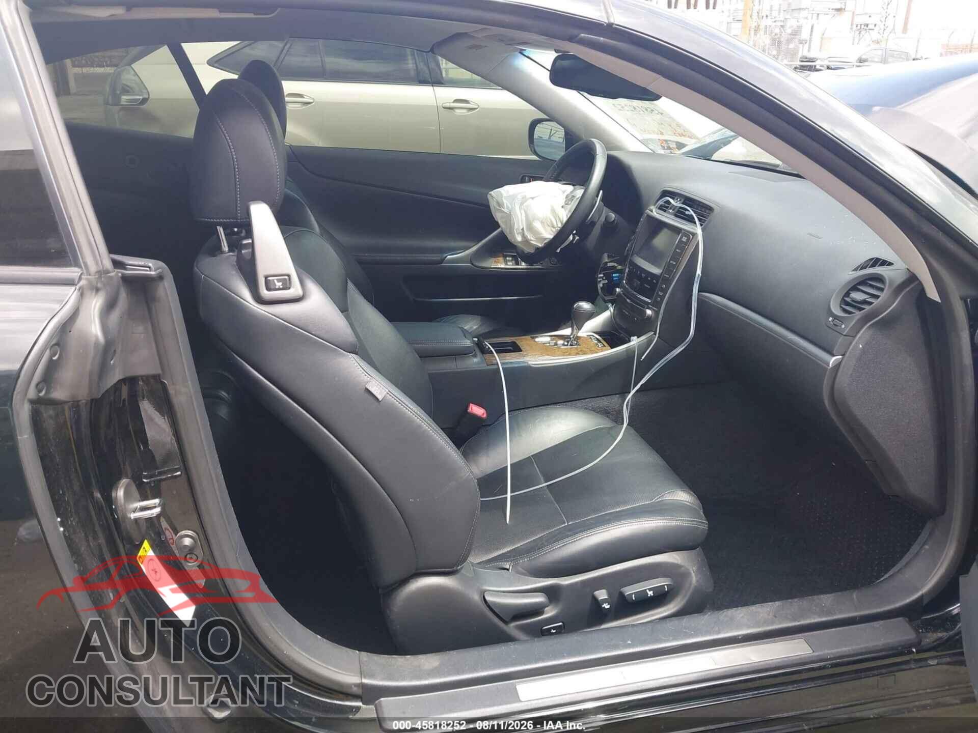 LEXUS IS 250C 2013 - JTHFF2C28D2527570