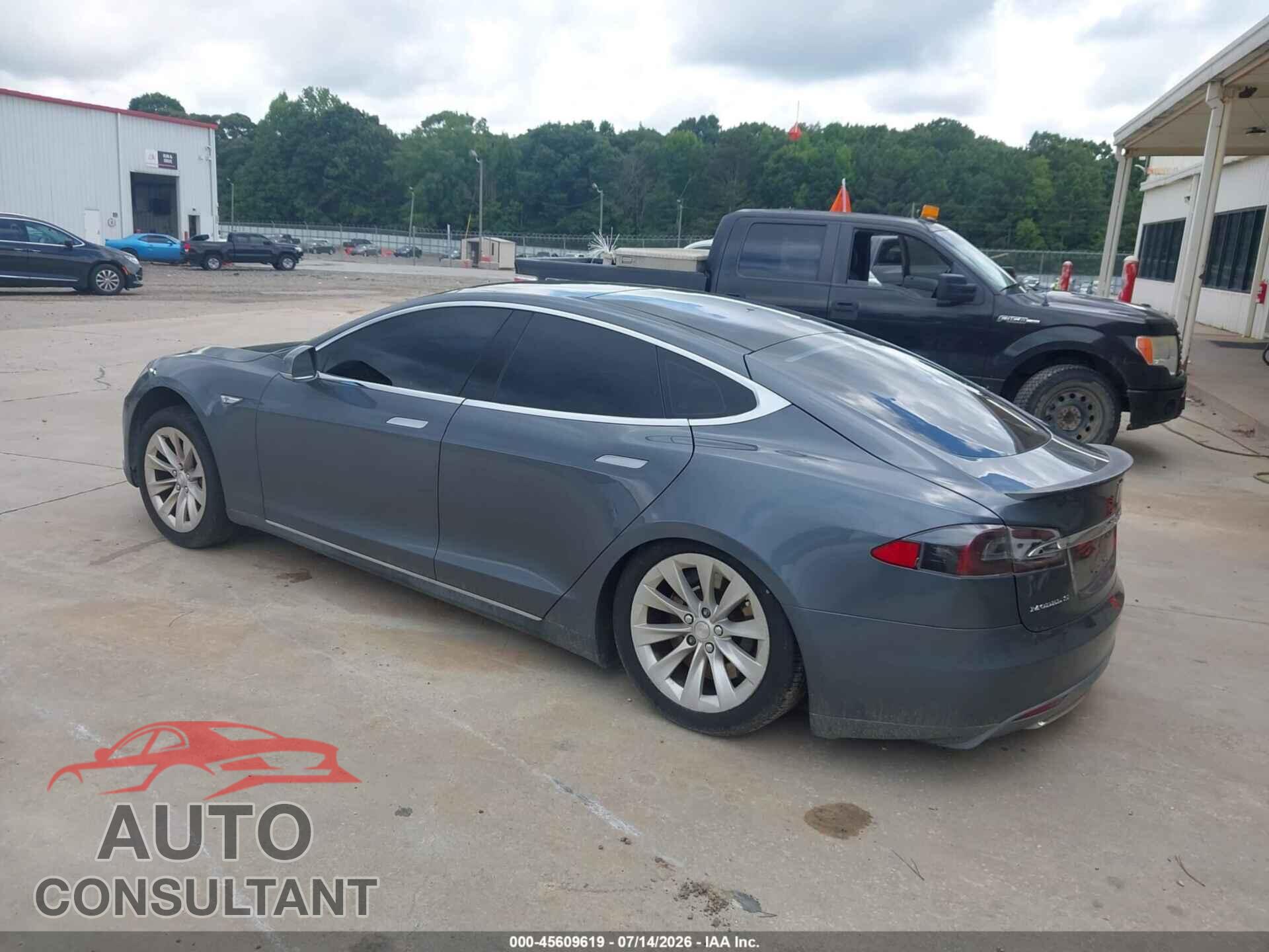 TESLA MODEL S 2013 - 5YJSA1CP2DFP14840