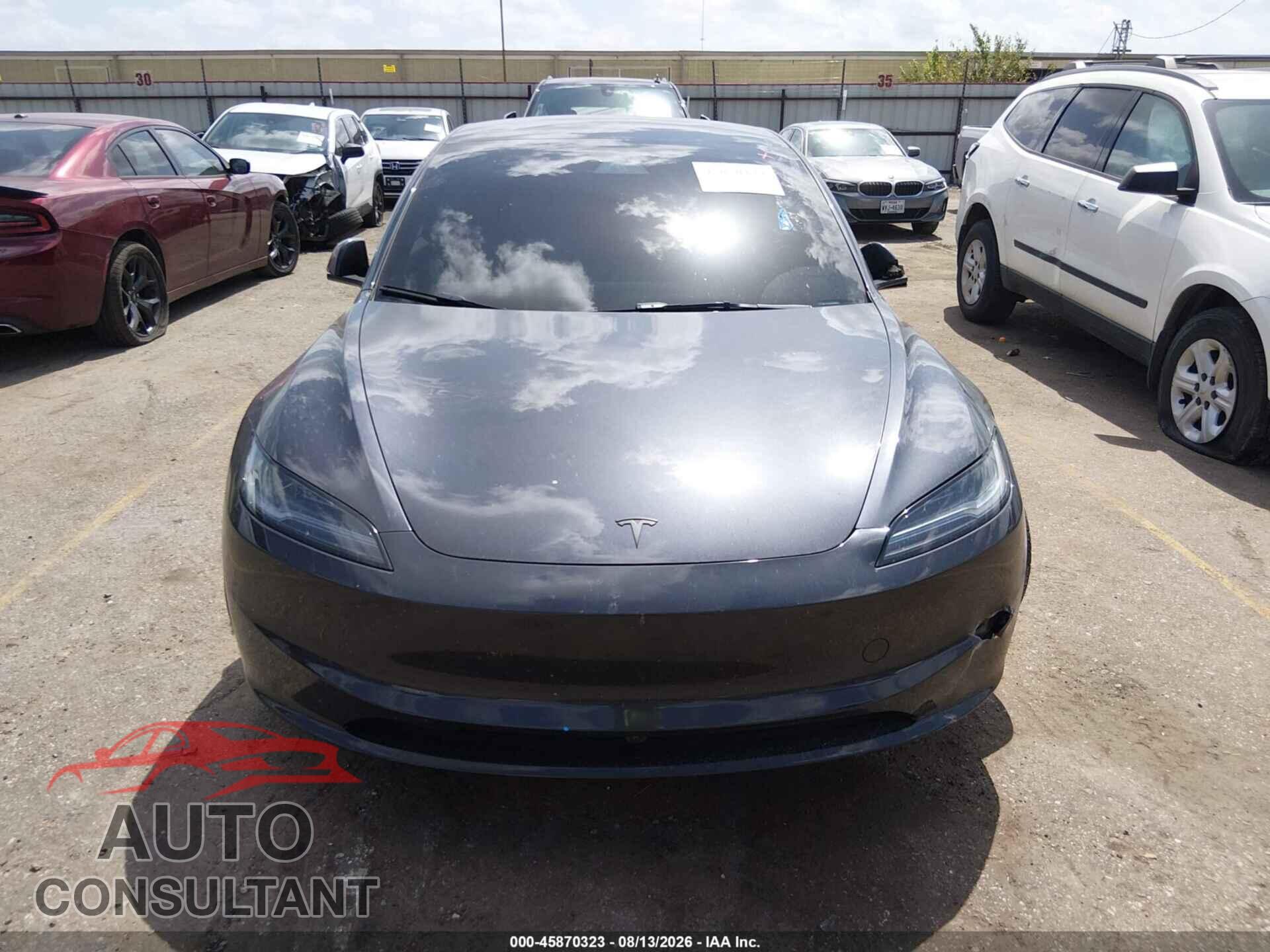 TESLA MODEL 3 2026 - 5YJ3E1EA2TF136271