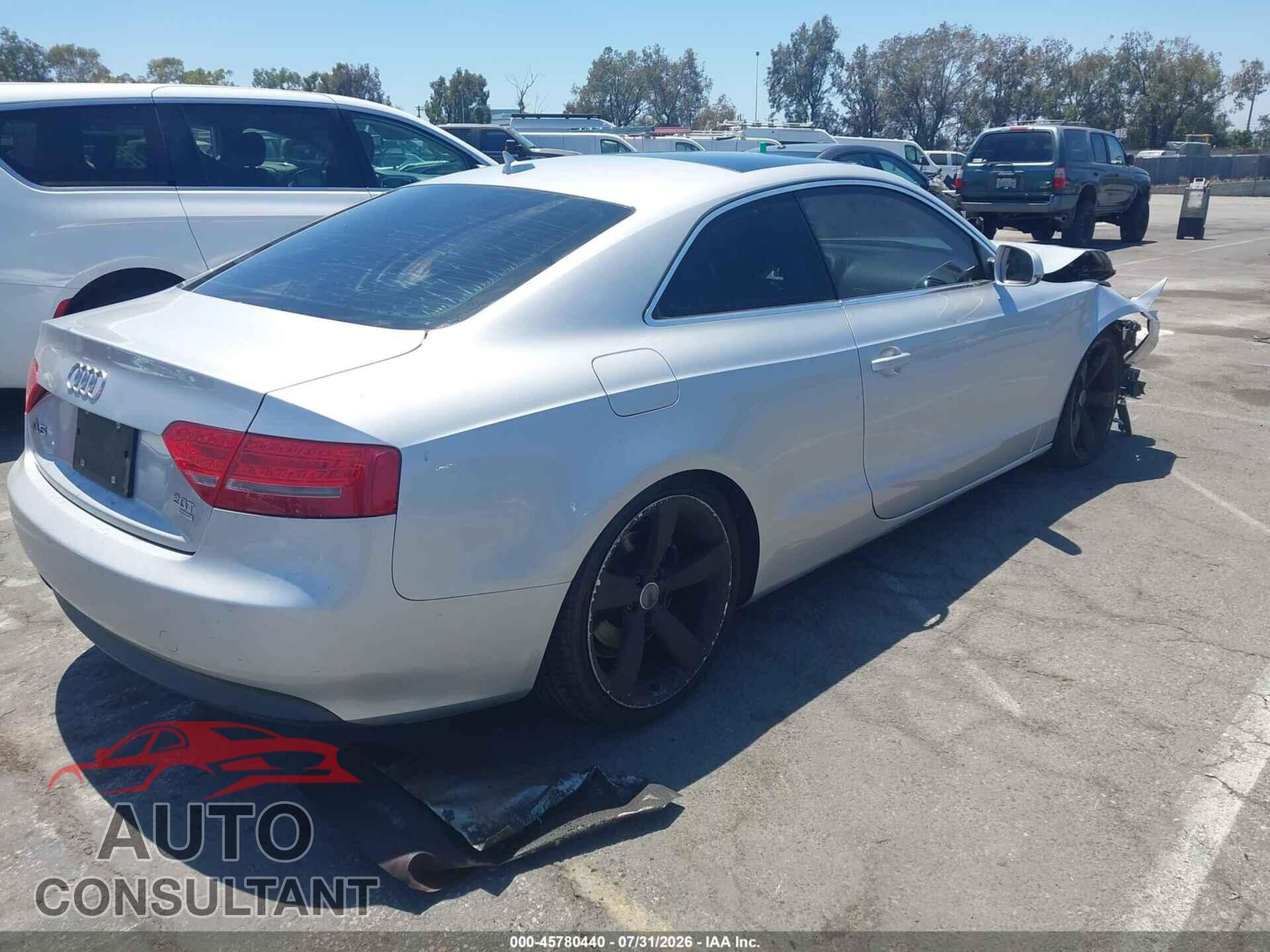 AUDI A5 2010 - WAULFAFR7AA016664