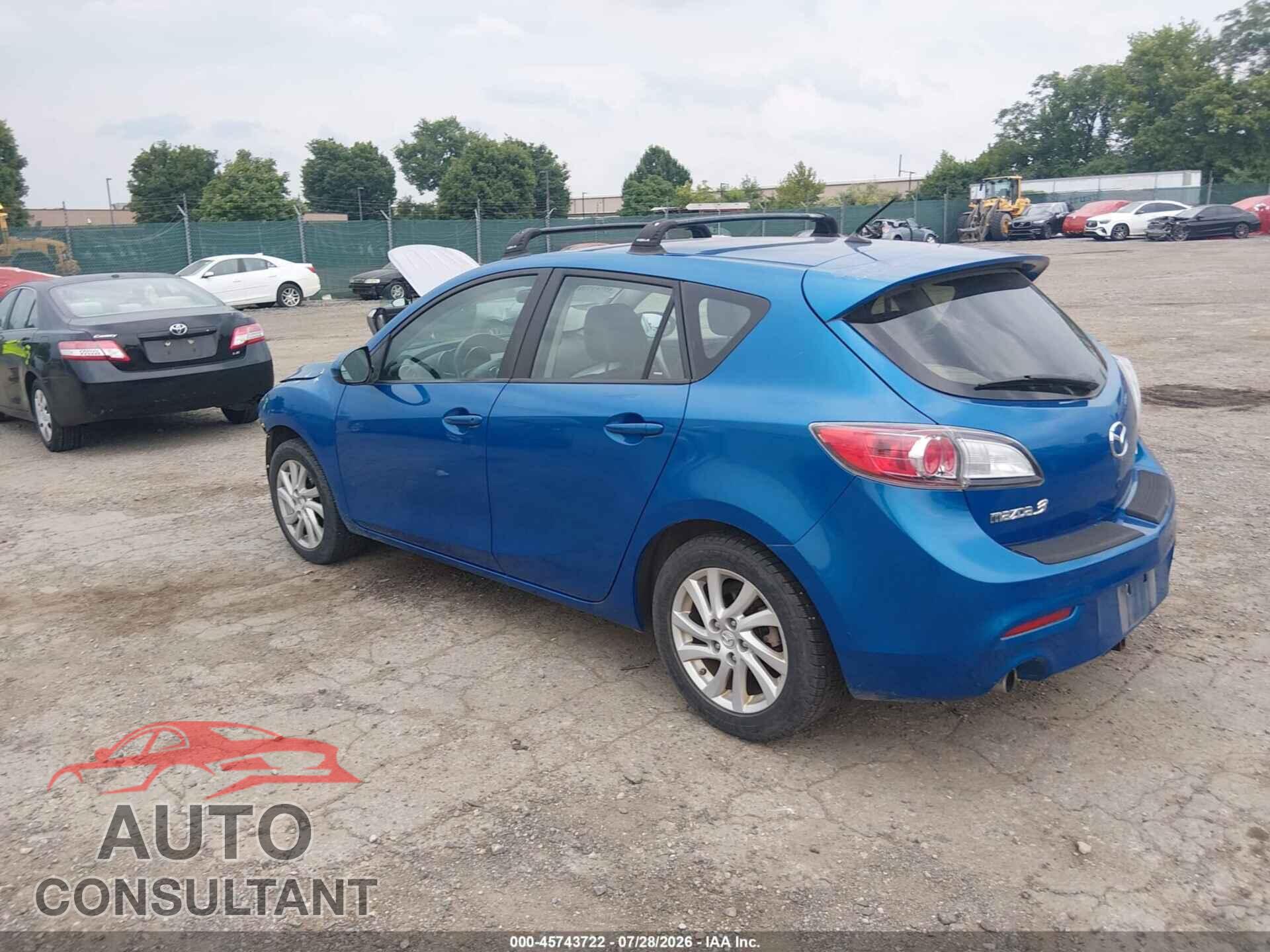 MAZDA MAZDA3 2012 - JM1BL1M87C1684288