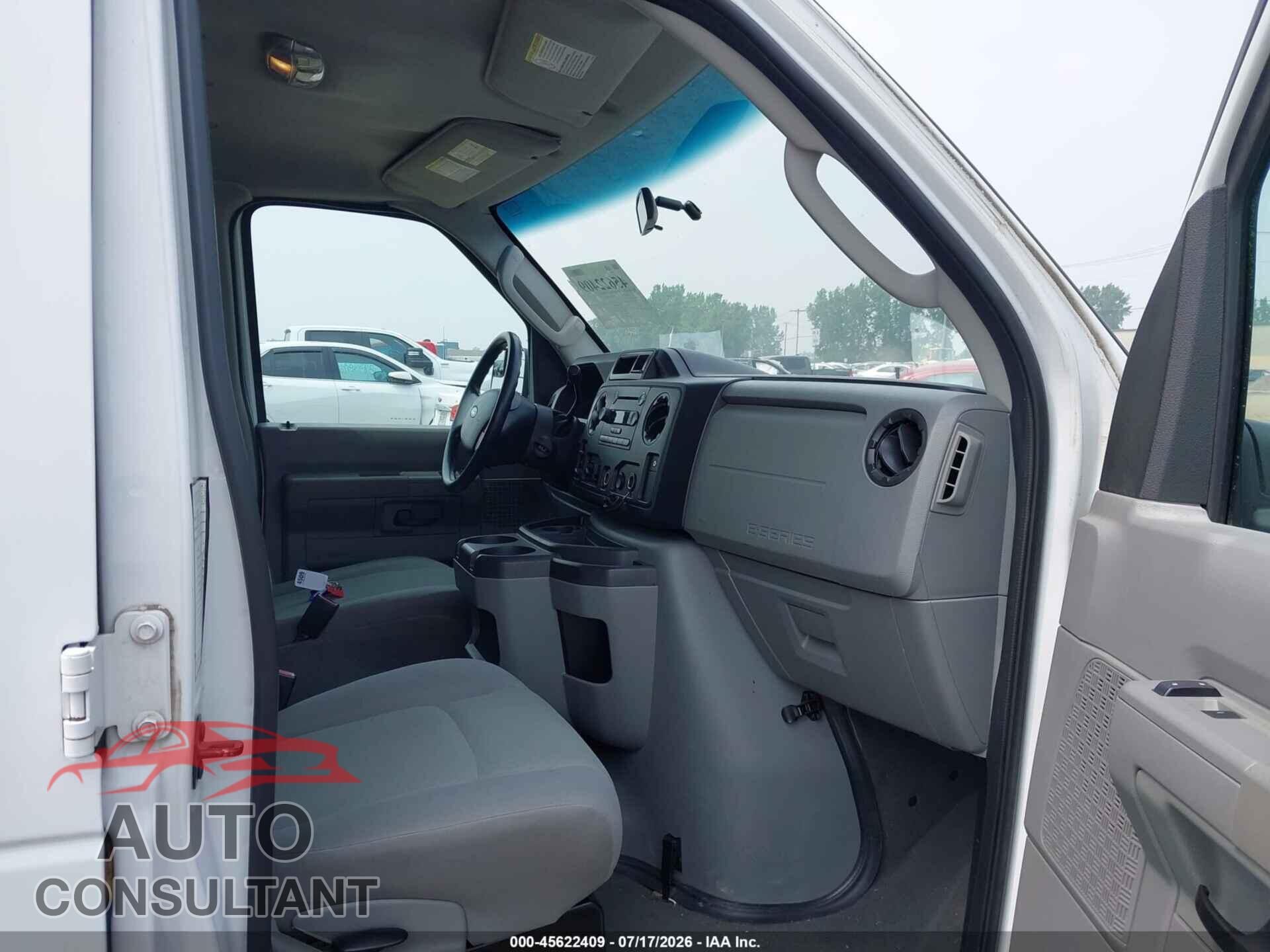 FORD E-350 SUPER DUTY 2011 - 1FBNE3BL3BDA42744
