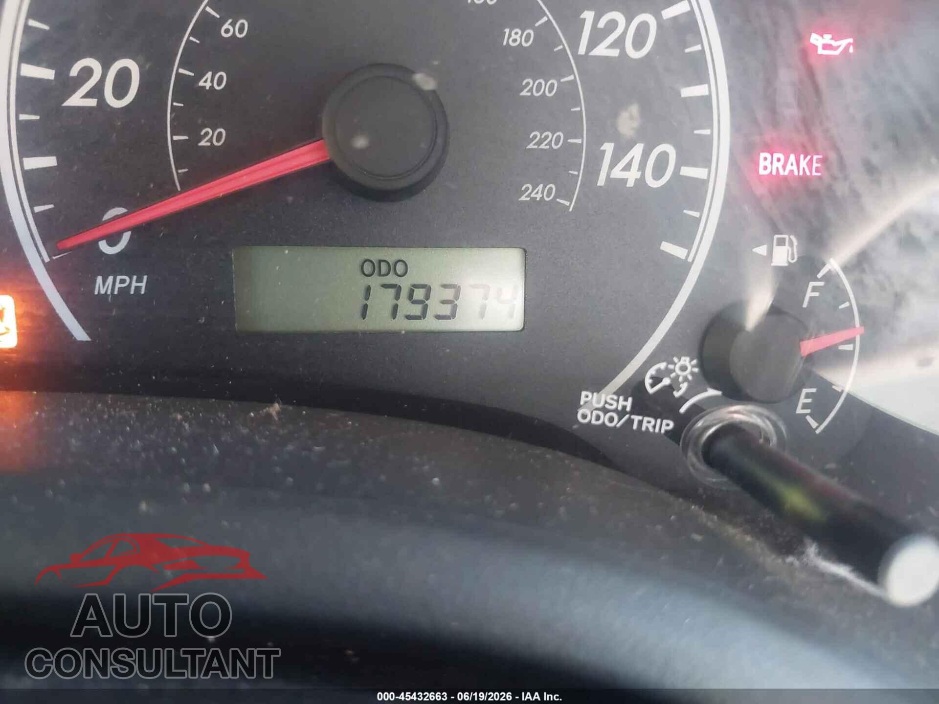TOYOTA COROLLA 2011 - 2T1BU4EEXBC580035