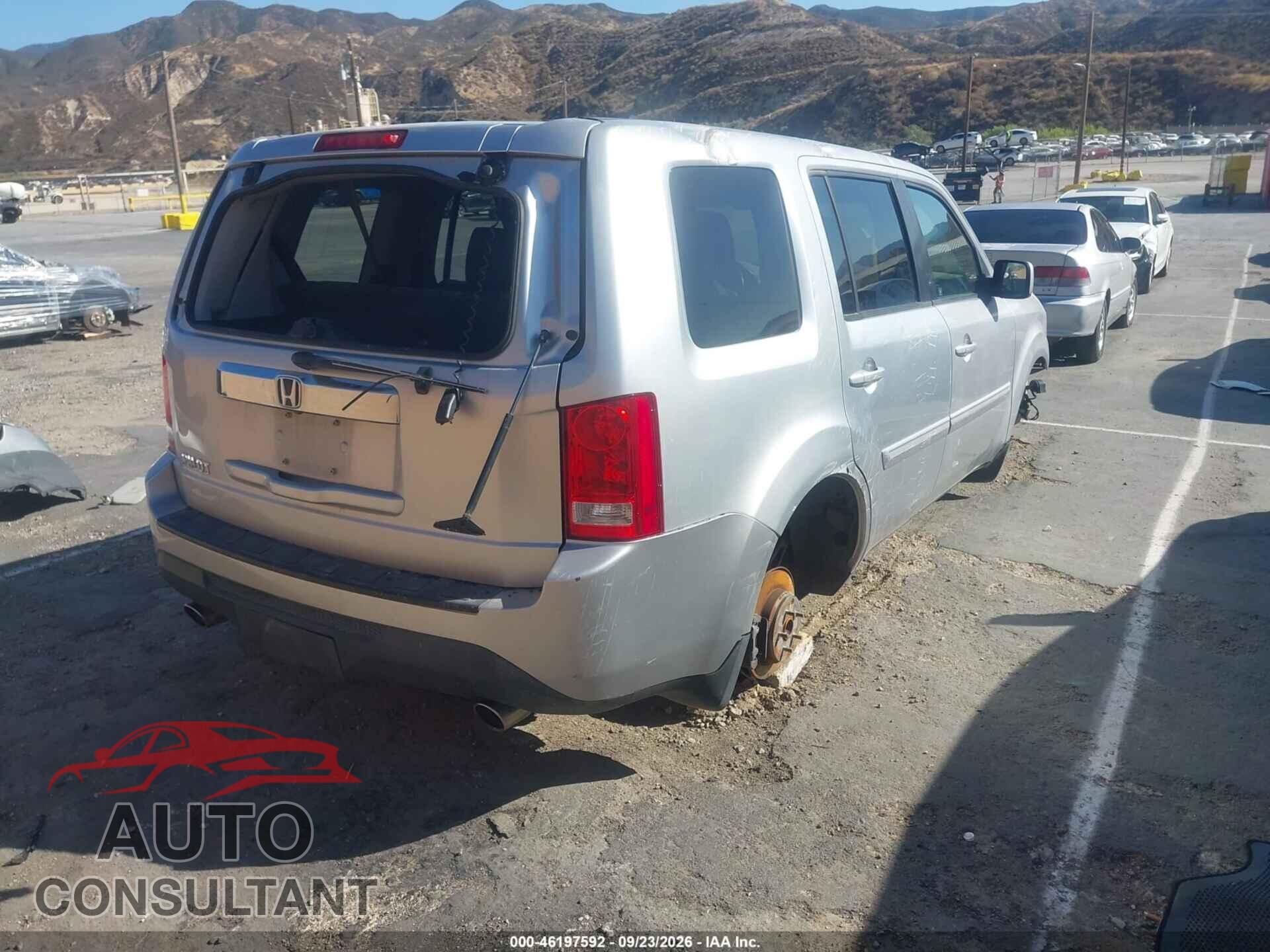 HONDA PILOT 2012 - 5FNYF3H75CB042125
