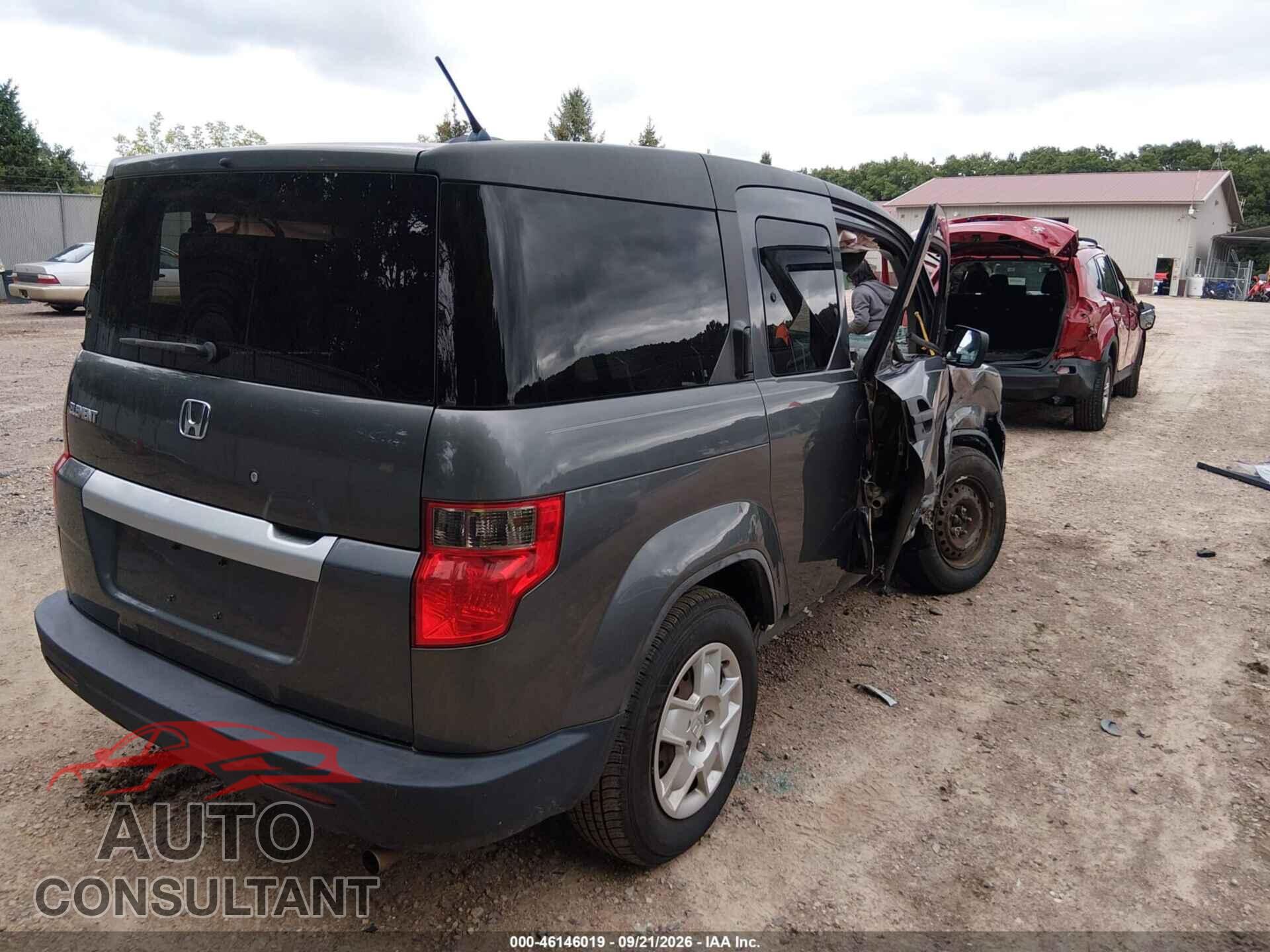 HONDA ELEMENT 2011 - 5J6YH1H32BL002425