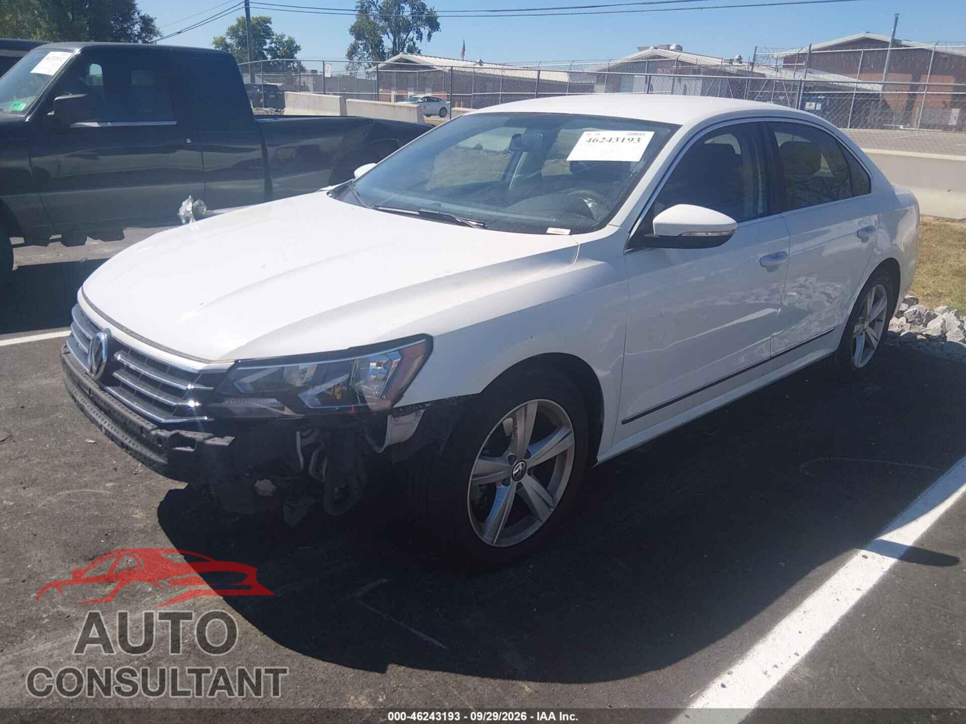 VOLKSWAGEN PASSAT 2017 - 1VWAT7A38HC032912